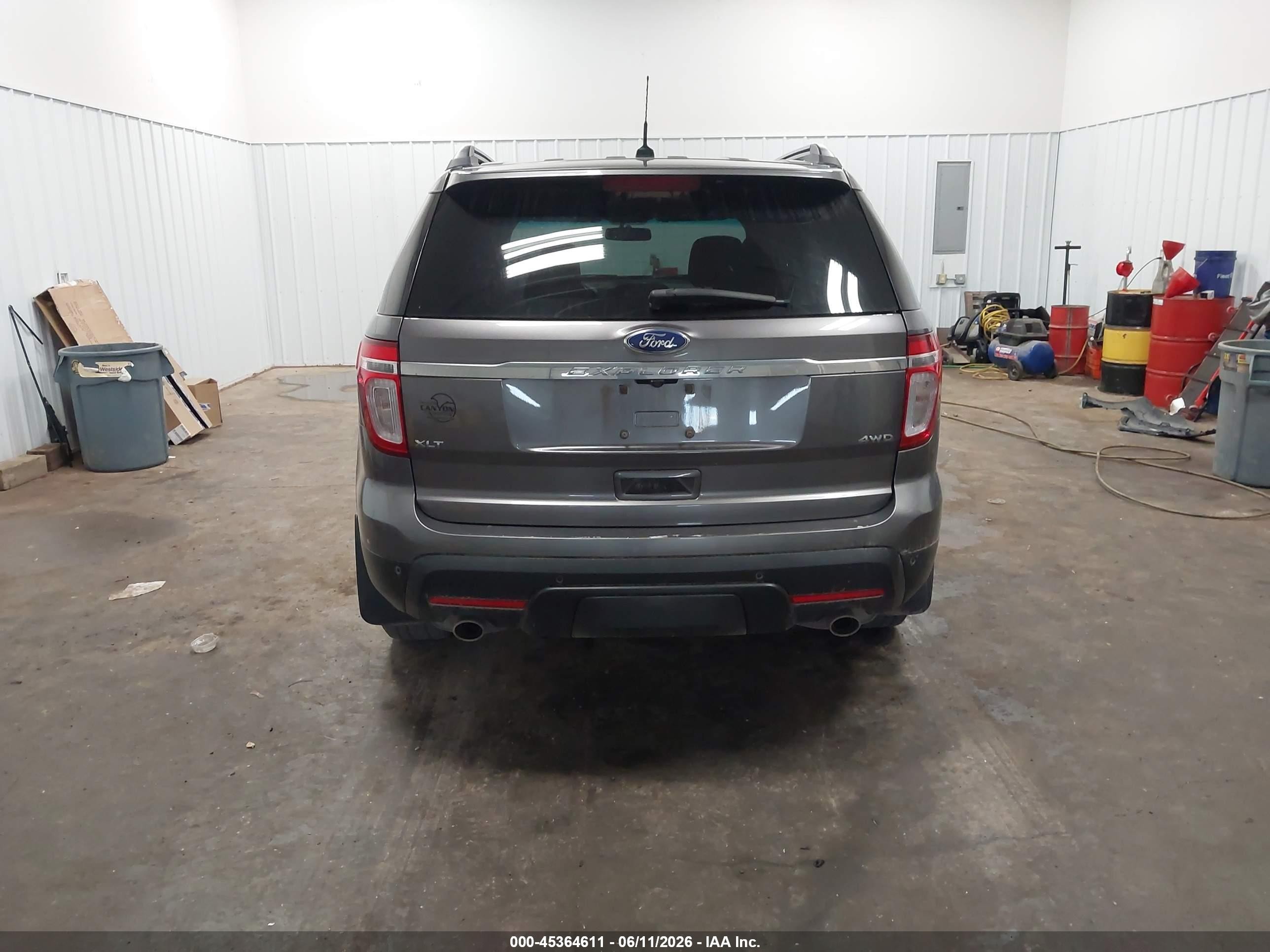 2011 Ford Explorer Xlt Gray vin: 1FMHK8D8XBGA51135