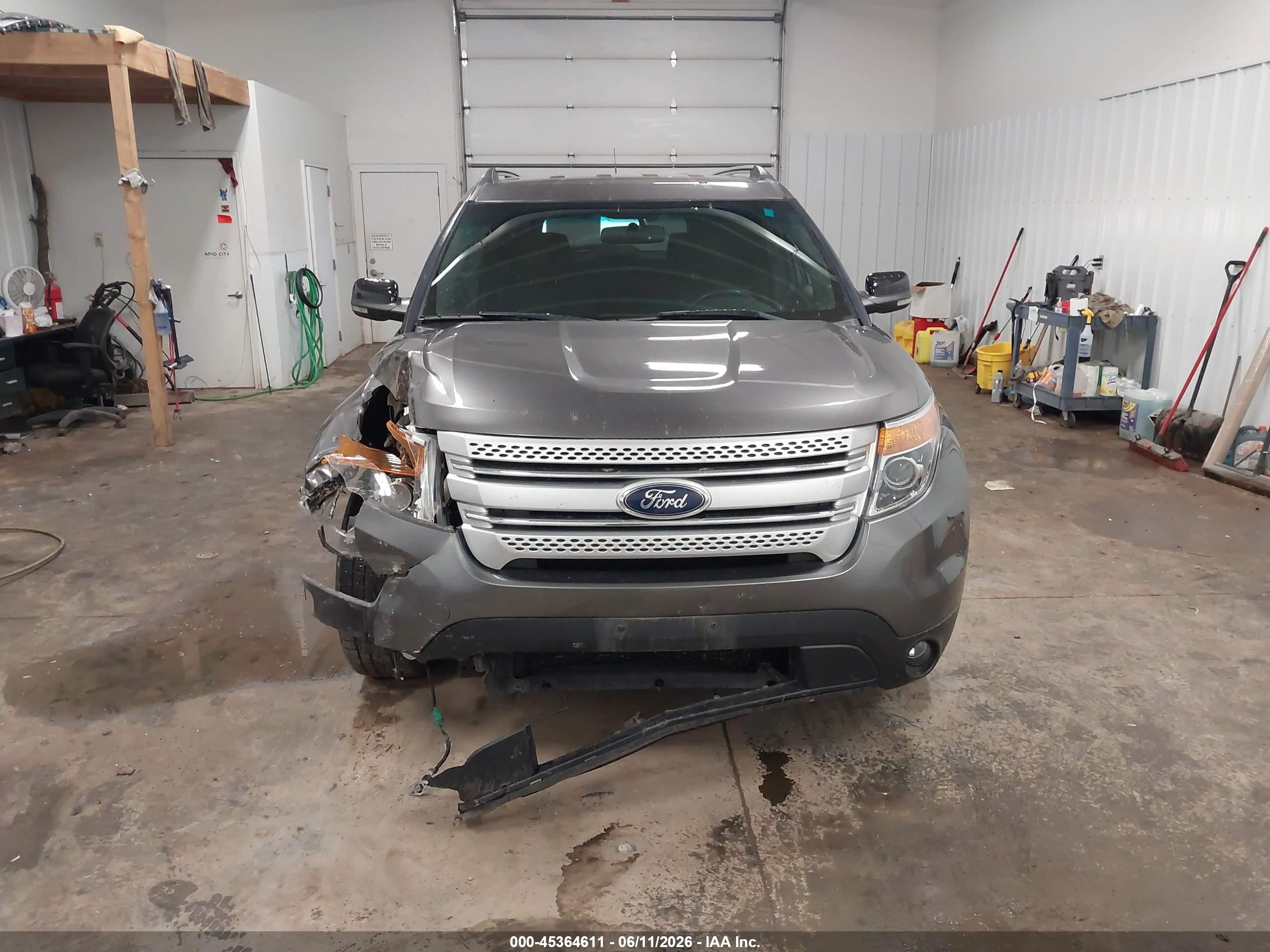2011 Ford Explorer Xlt Gray vin: 1FMHK8D8XBGA51135