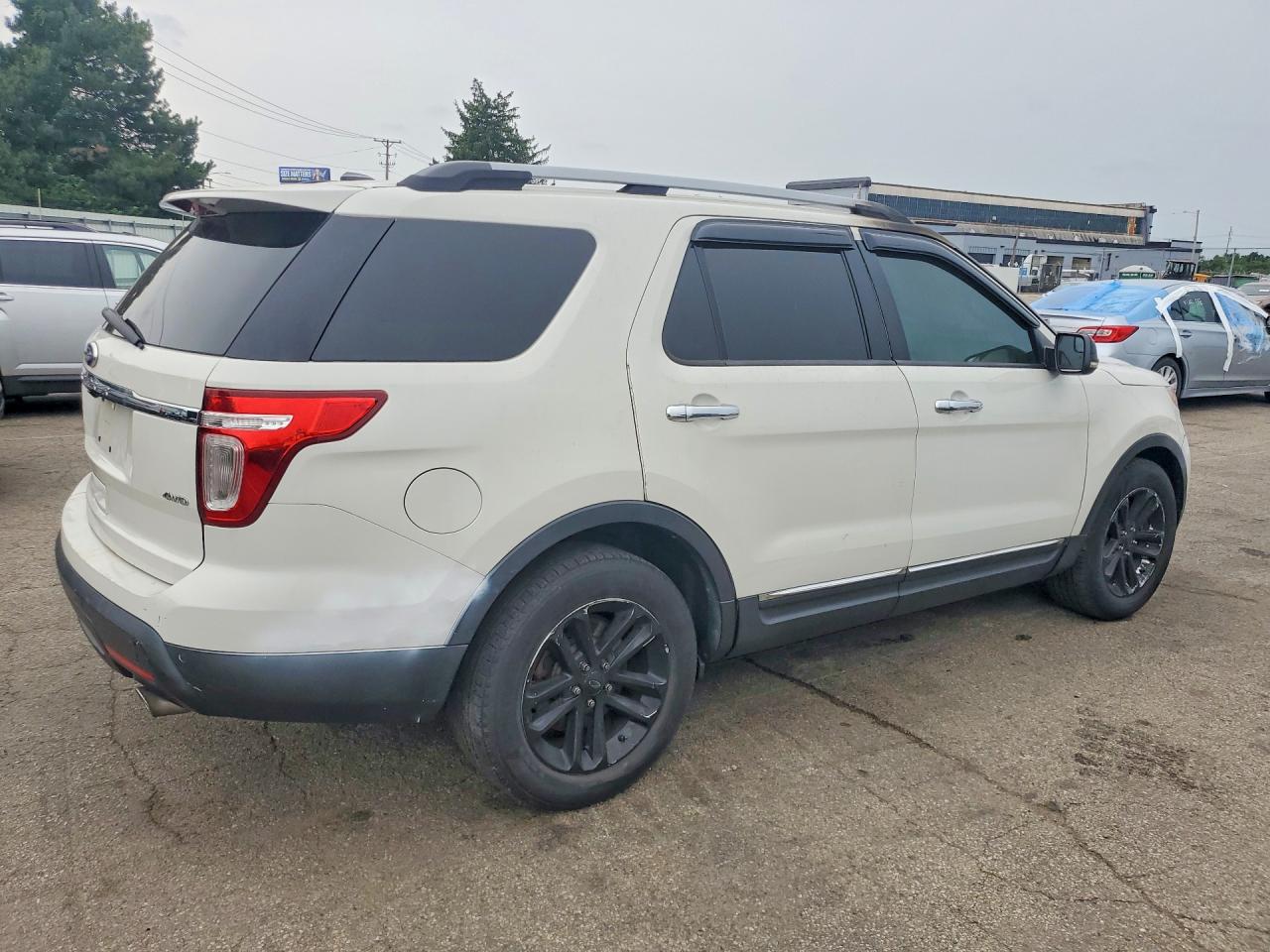 2012 Ford Explorer Xlt Белый vin: 1FMHK8D8XCGA09291