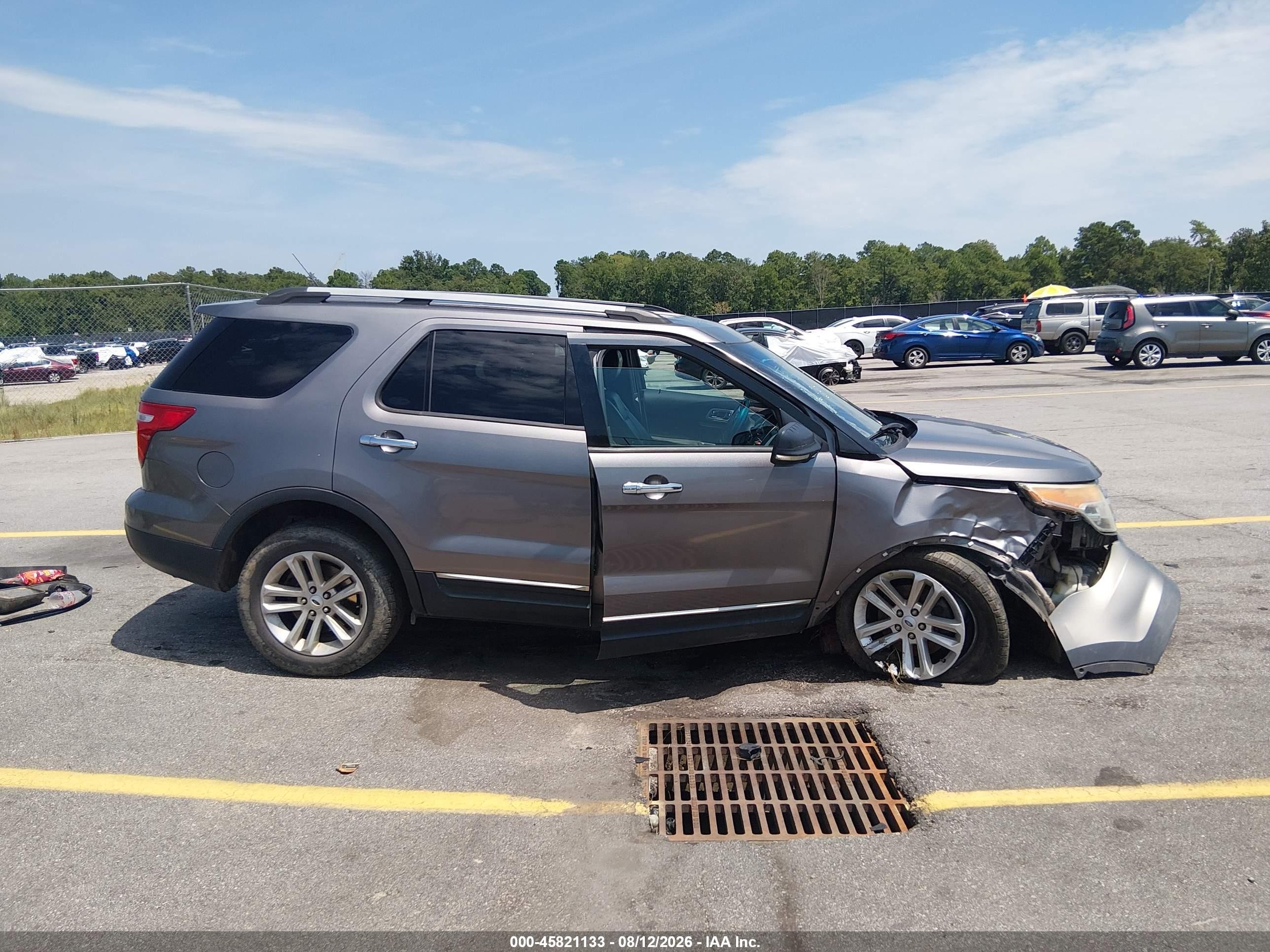2012 Ford Explorer Xlt Gray vin: 1FMHK8D8XCGA77946