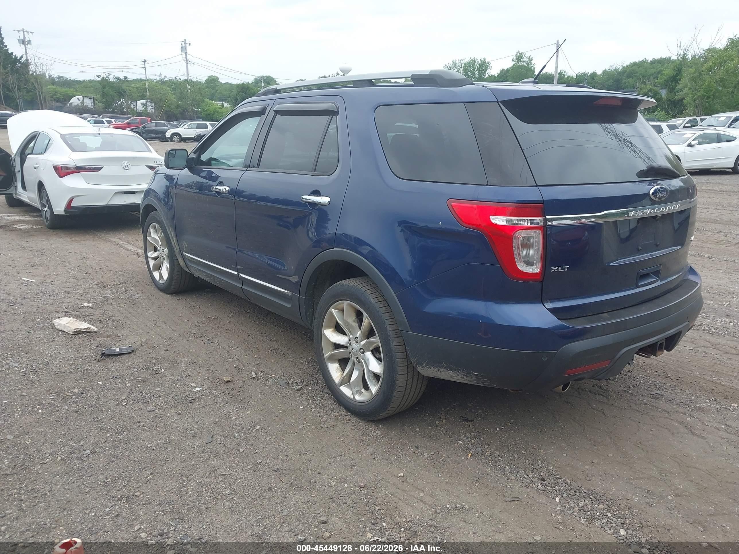 2012 Ford Explorer Xlt Blue vin: 1FMHK8D8XCGA97212