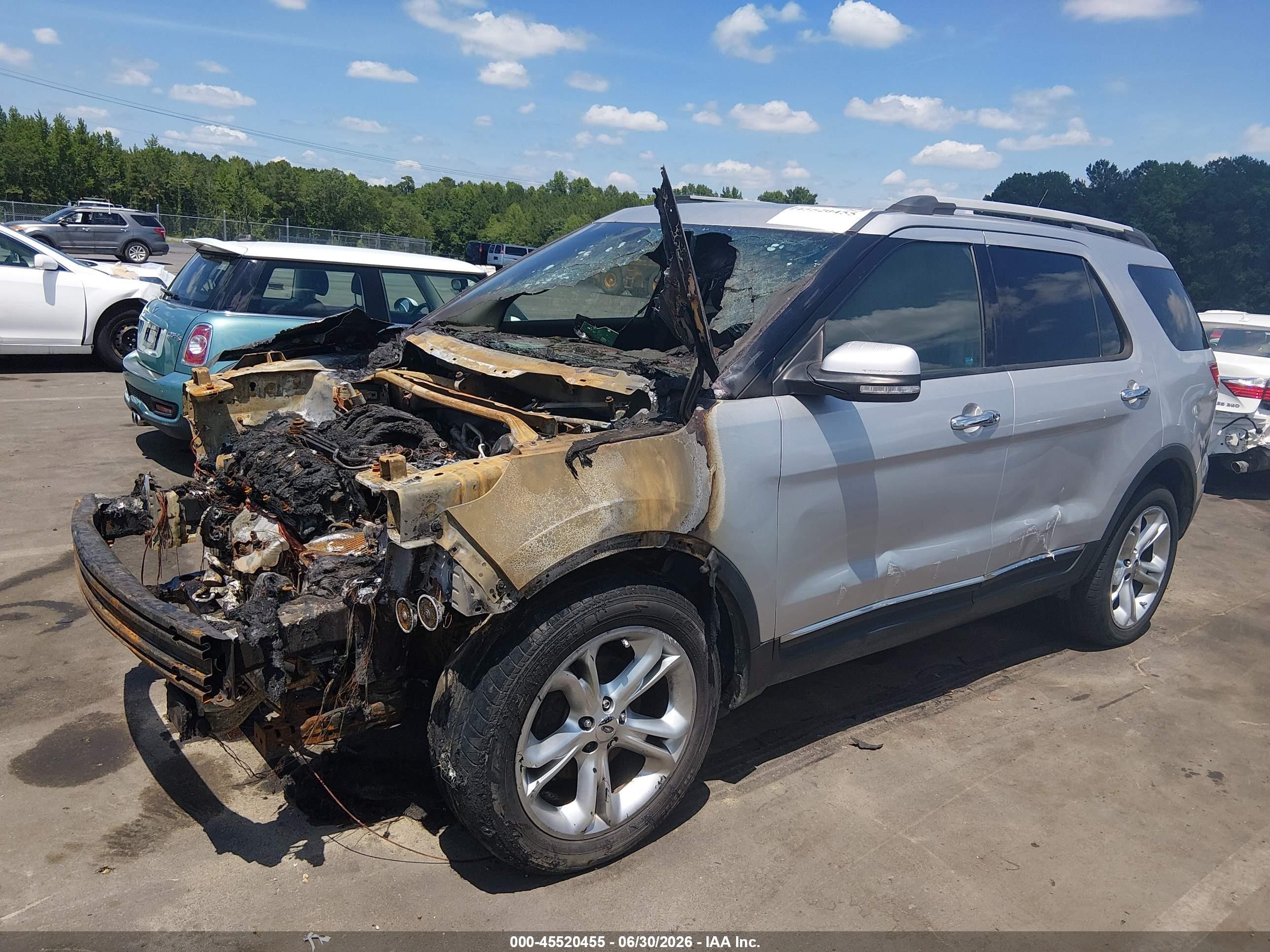 2011 Ford Explorer Limited Silver vin: 1FMHK8F81BGA70914