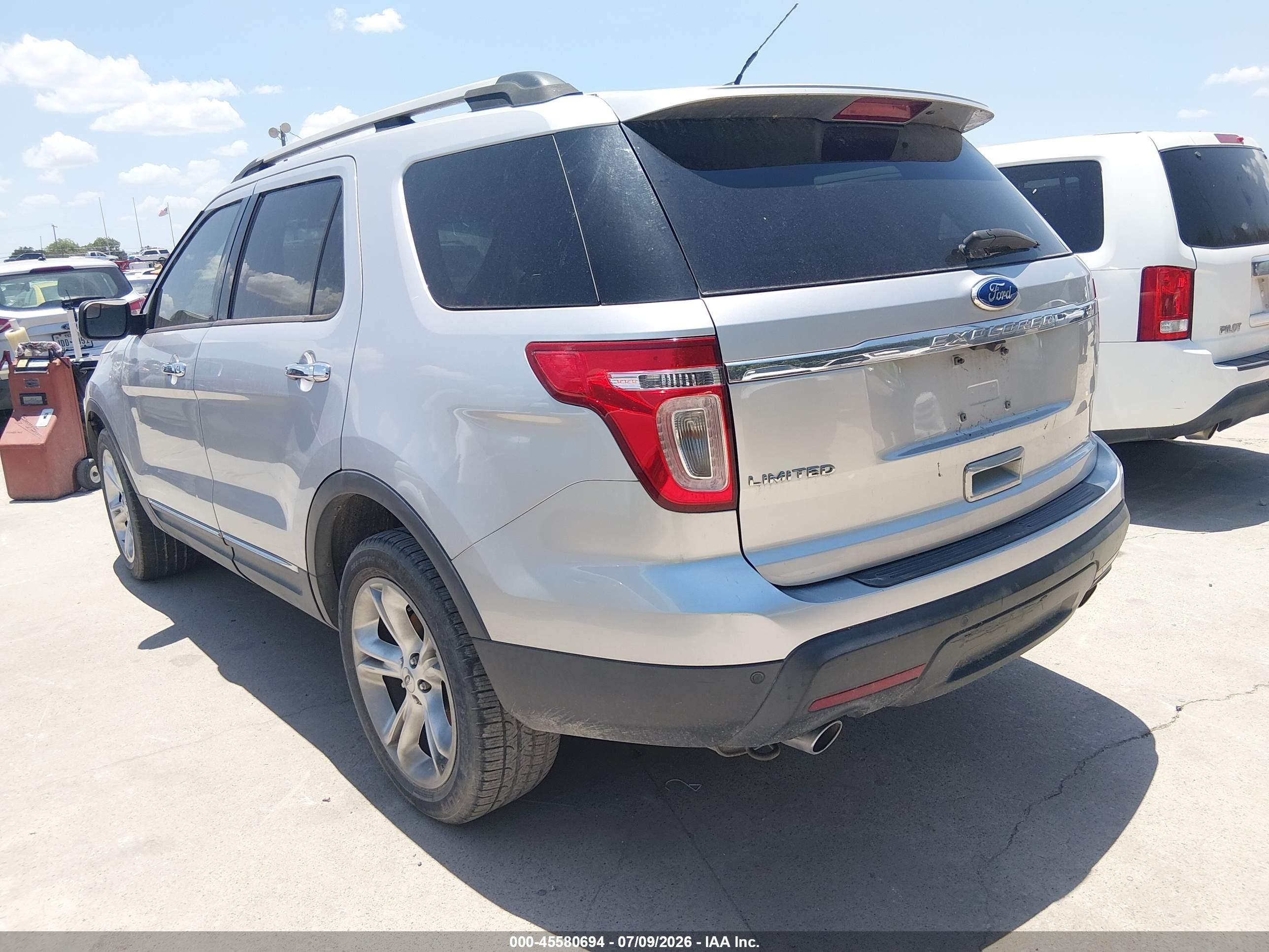 2011 Ford Explorer Limited Silver vin: 1FMHK8F82BGA51966