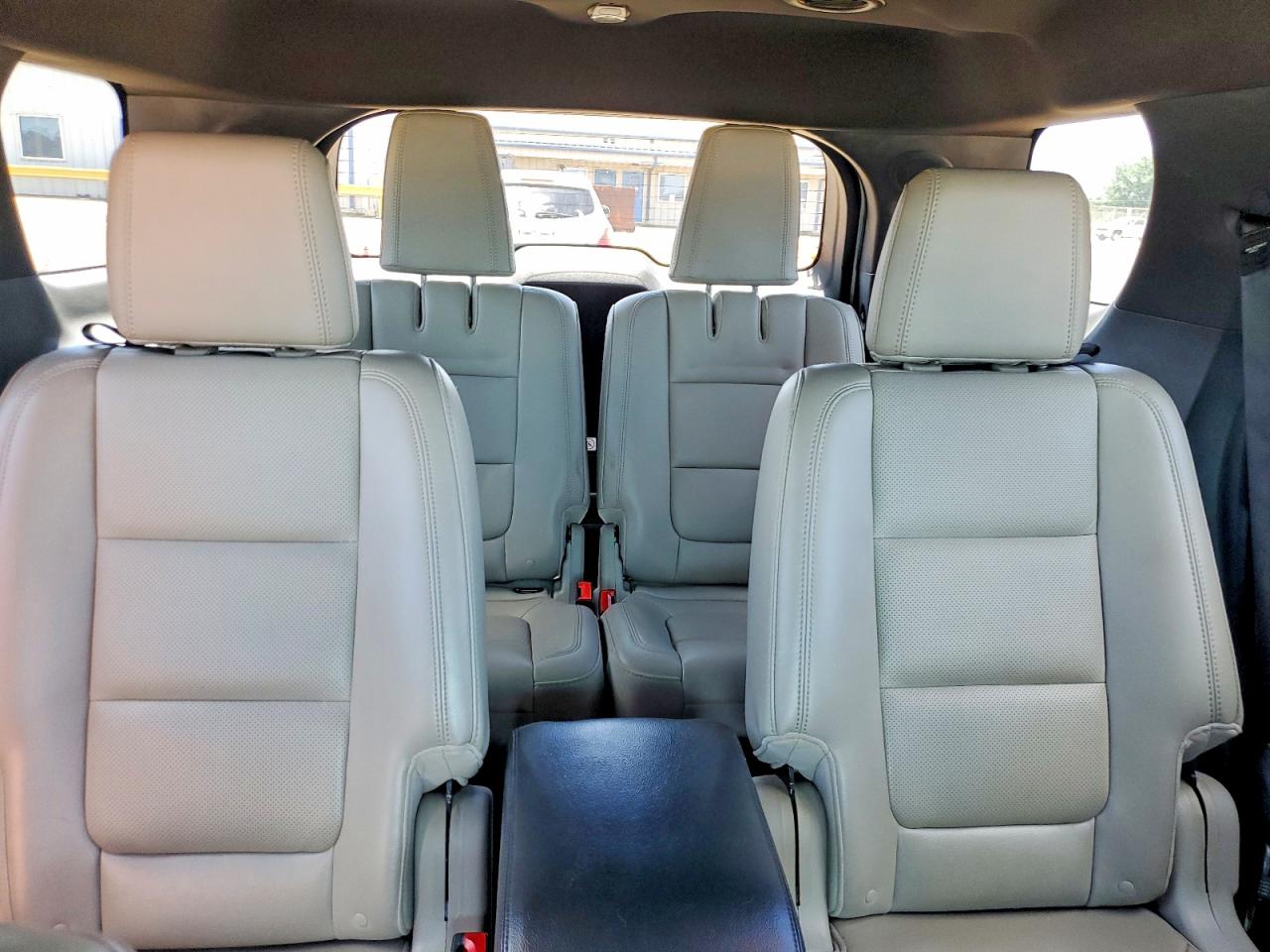 2012 Ford Explorer Limited White vin: 1FMHK8F82CGA40273