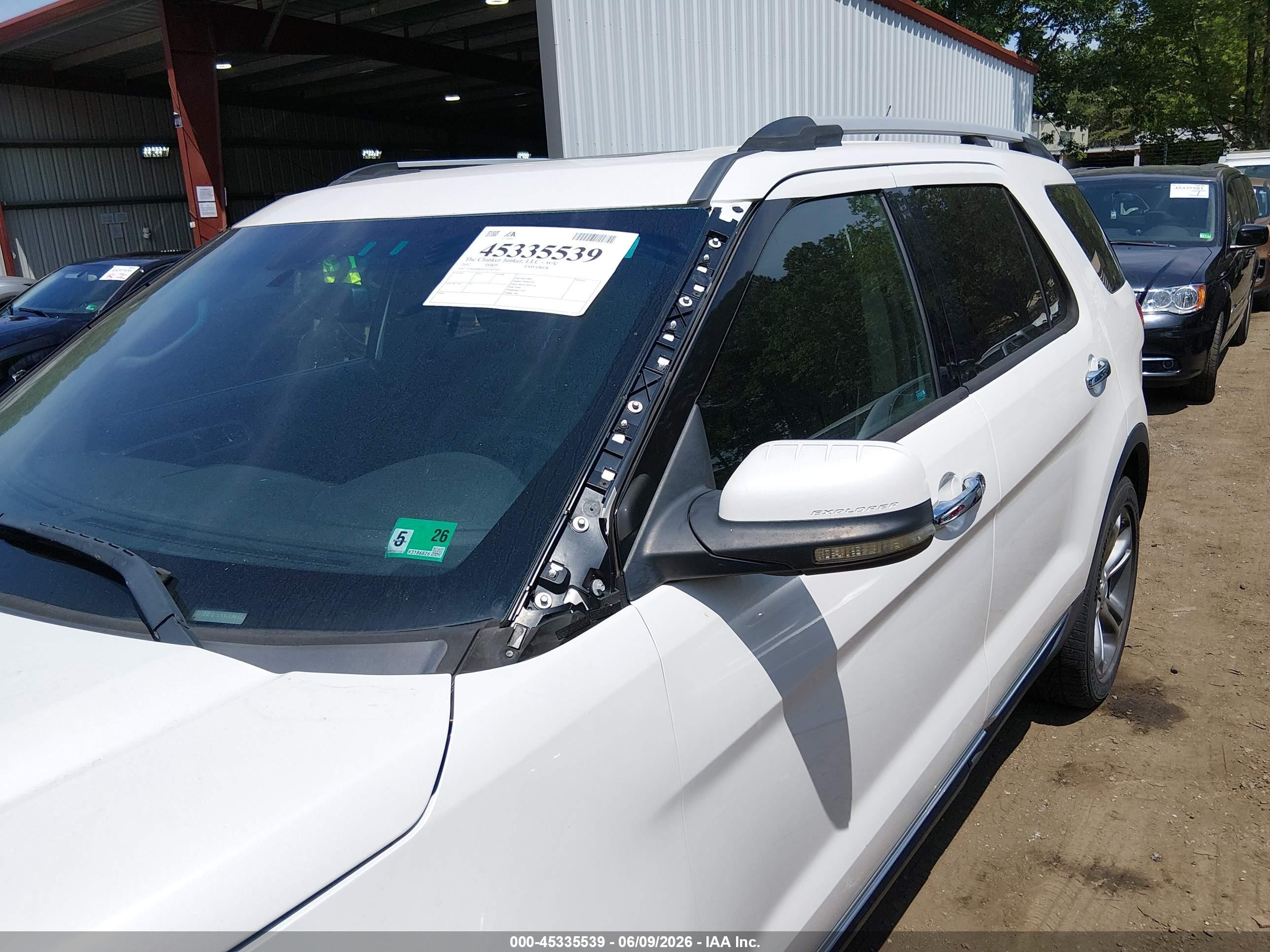 2012 Ford Explorer Limited White vin: 1FMHK8F82CGA80367