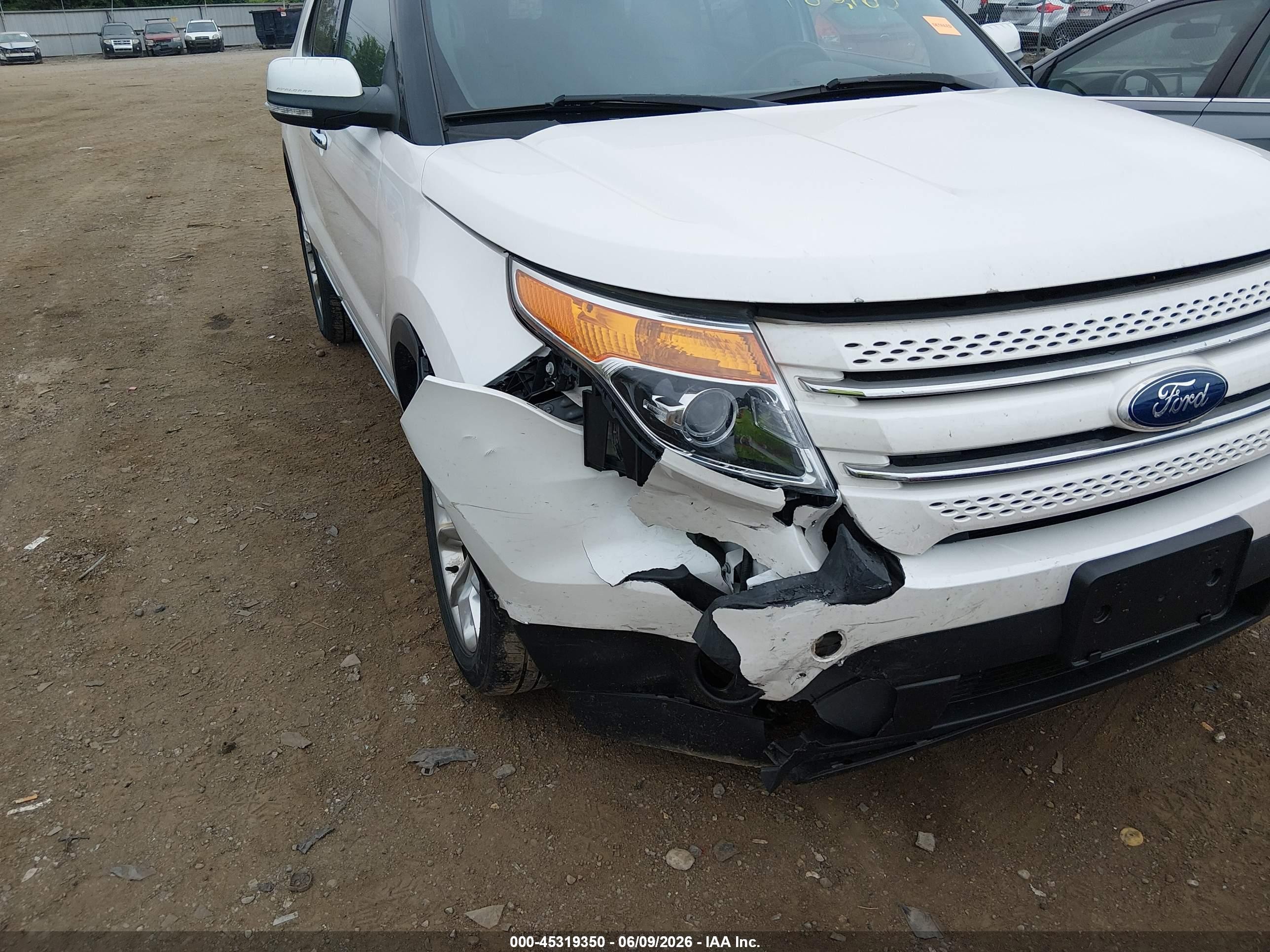 2011 Ford Explorer Limited White vin: 1FMHK8F83BGA15025