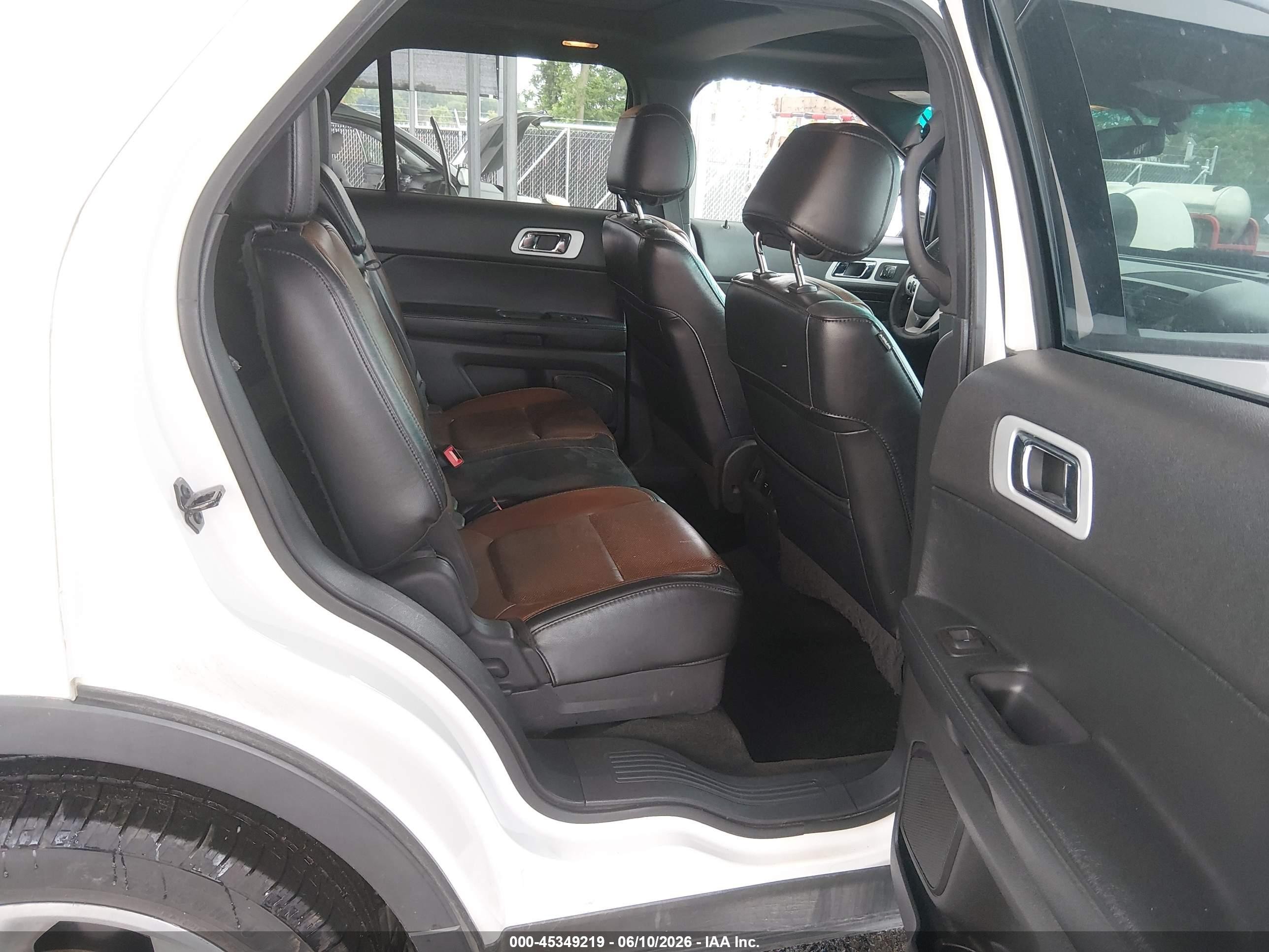 2011 Ford Explorer Limited Белый vin: 1FMHK8F83BGA61857