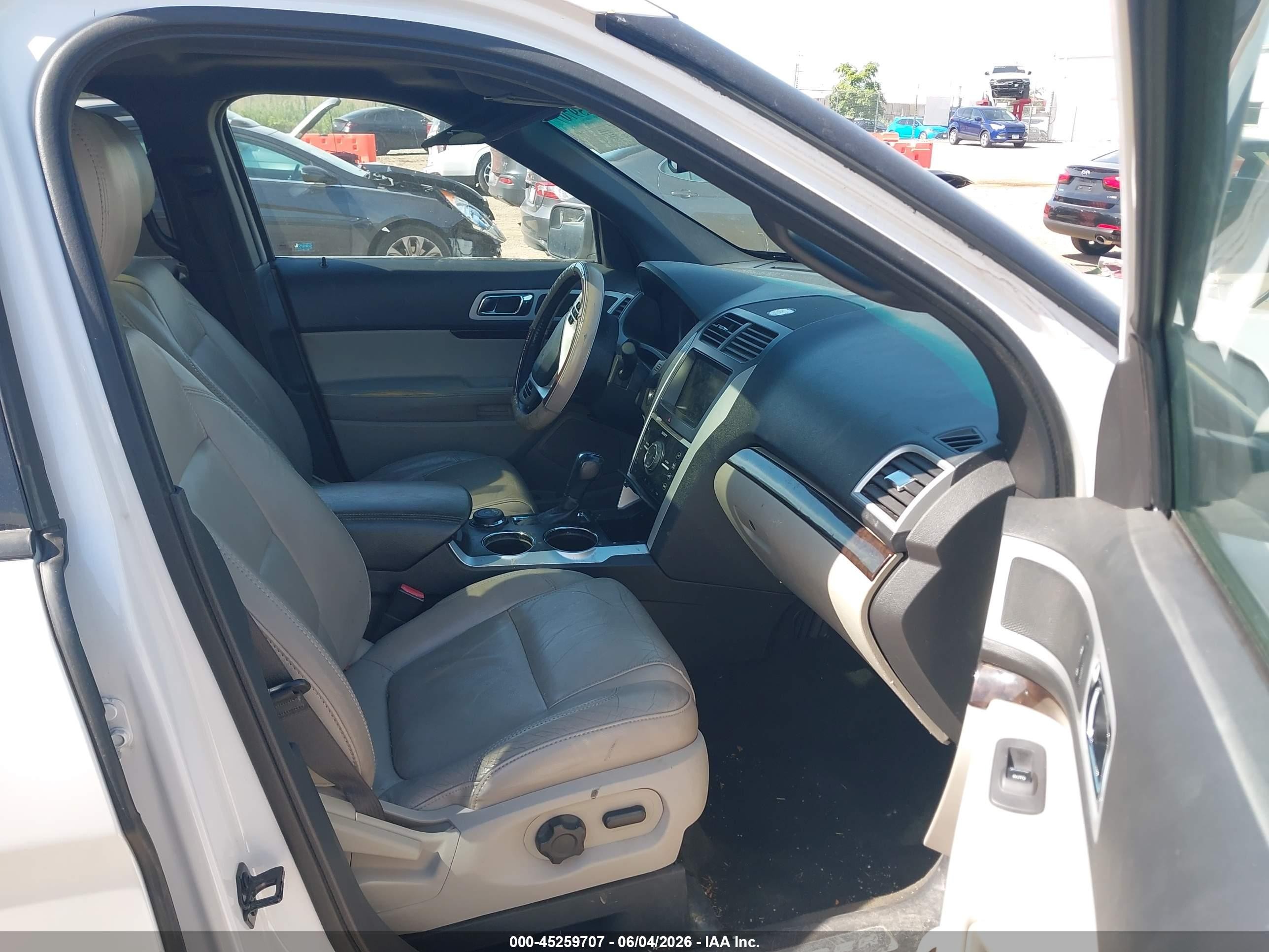 2011 Ford Explorer Limited White vin: 1FMHK8F83BGA91537