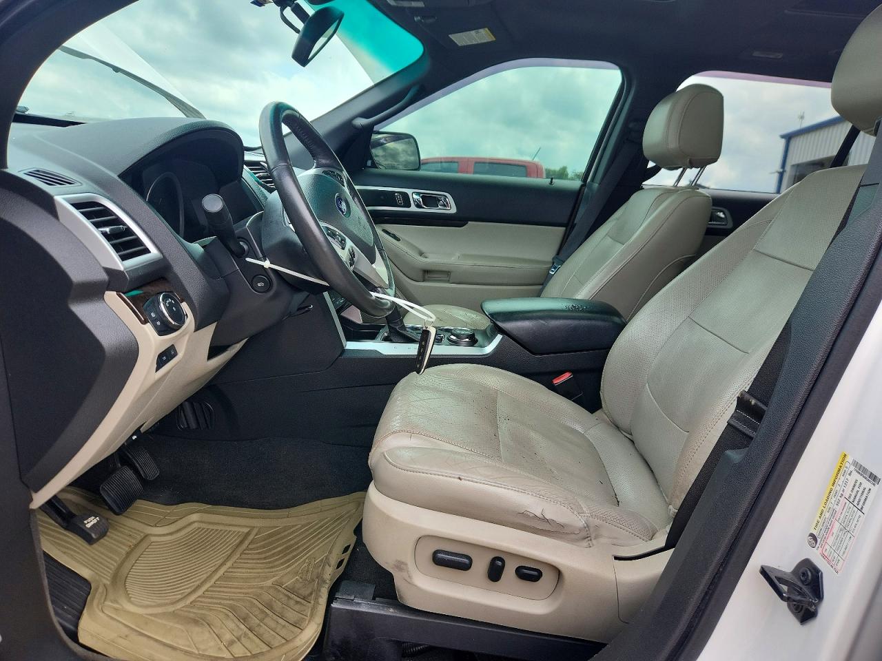 2011 Ford Explorer White vin: 1FMHK8F84BGA01246