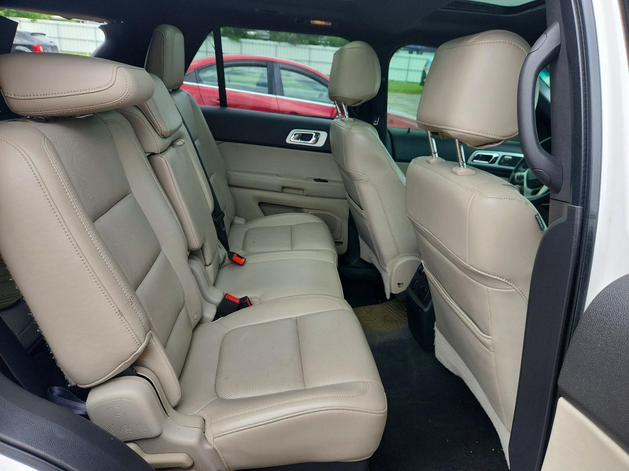 2011 Ford Explorer White vin: 1FMHK8F84BGA01246