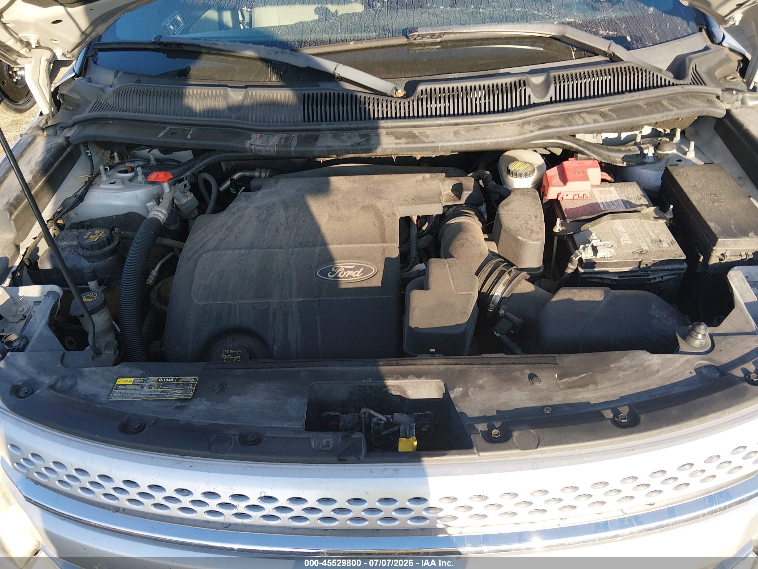 2012 Ford Explorer Limited Серебряный vin: 1FMHK8F84CGA12197