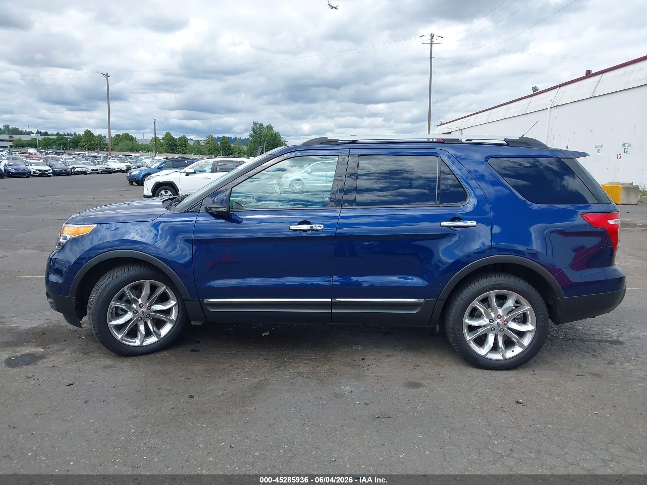 2012 Ford Explorer Limited Синий vin: 1FMHK8F84CGA60976
