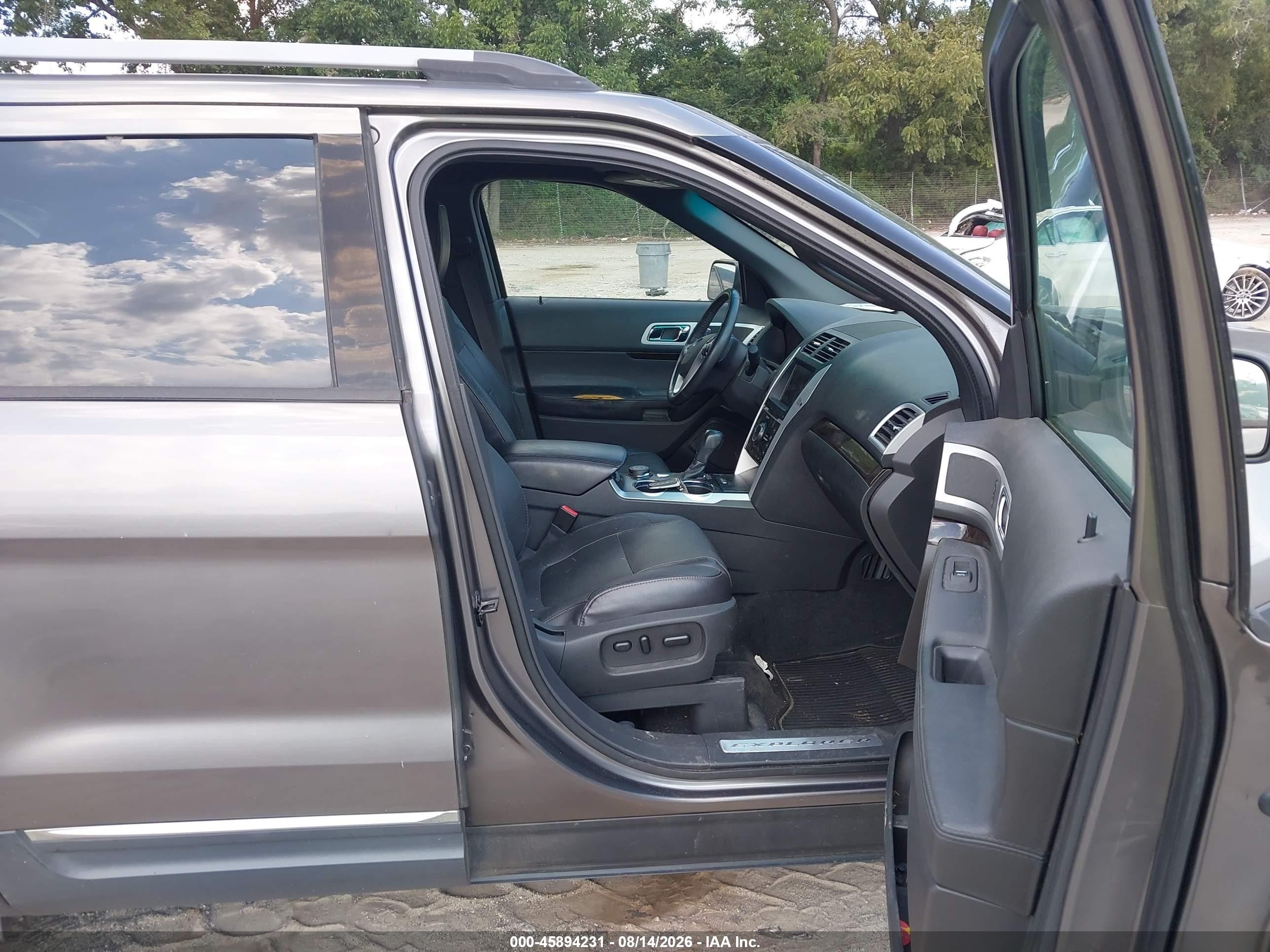 2011 Ford Explorer Limited Gray vin: 1FMHK8F85BGA90731