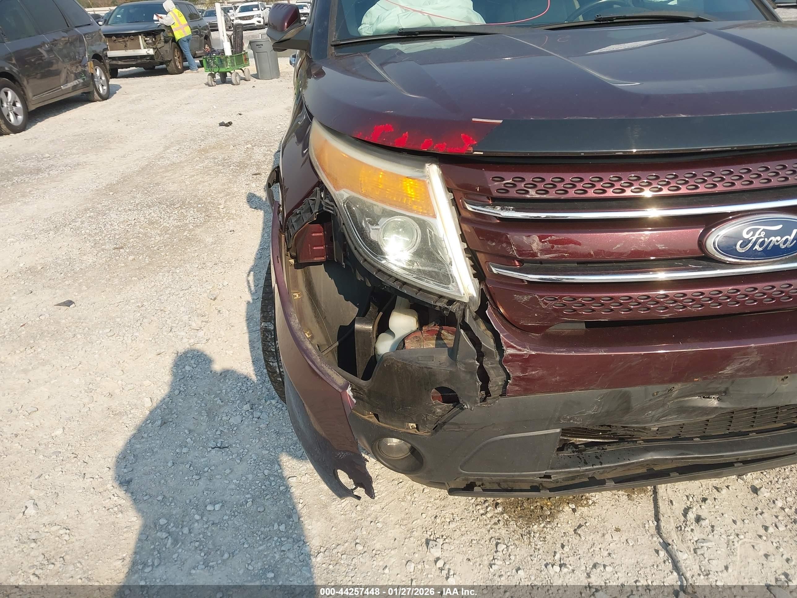 2011 Ford Explorer Limited Maroon vin: 1FMHK8F86BGA05329