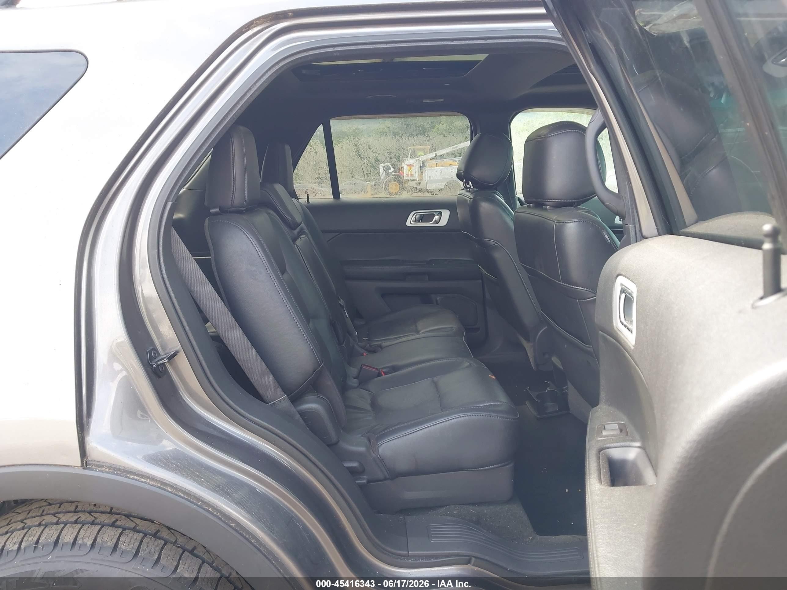 2011 Ford Explorer Limited Gray vin: 1FMHK8F86BGA70827