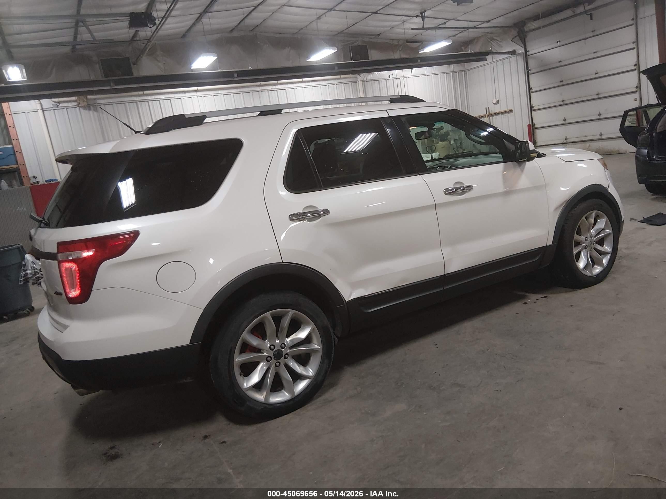 2011 Ford Explorer Limited White vin: 1FMHK8F87BGA08076