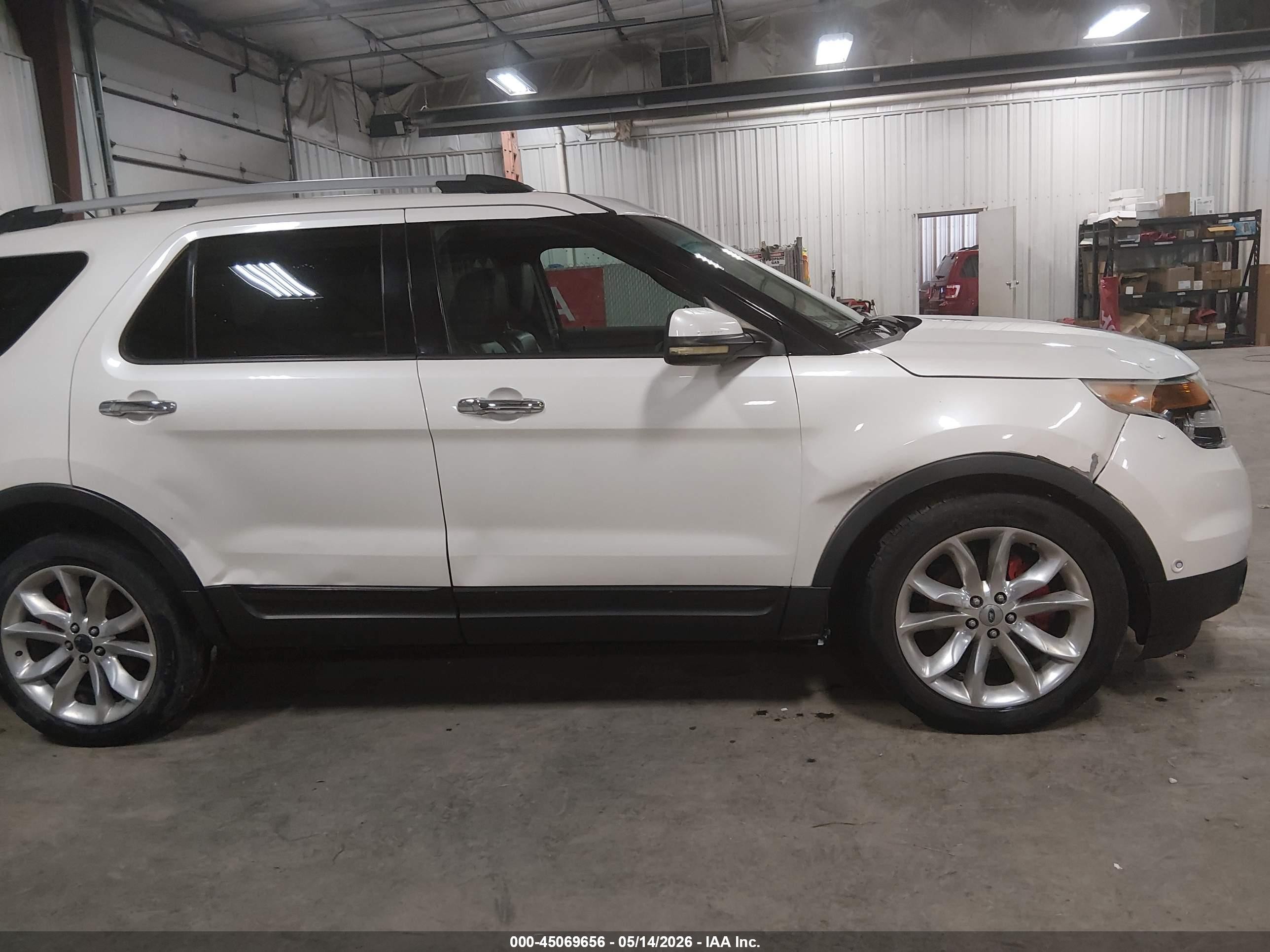 2011 Ford Explorer Limited White vin: 1FMHK8F87BGA08076