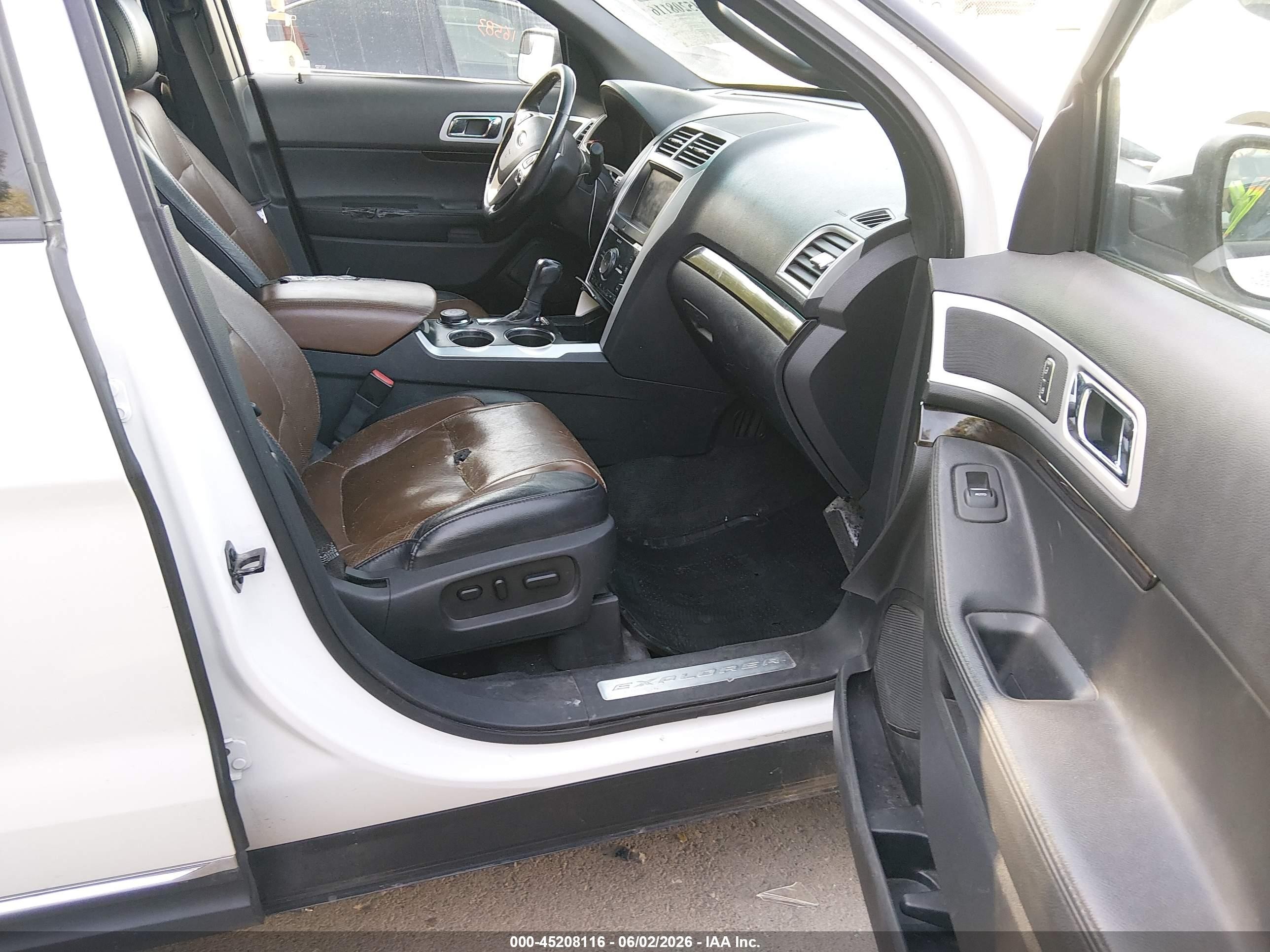 2011 Ford Explorer Limited White vin: 1FMHK8F87BGA61182