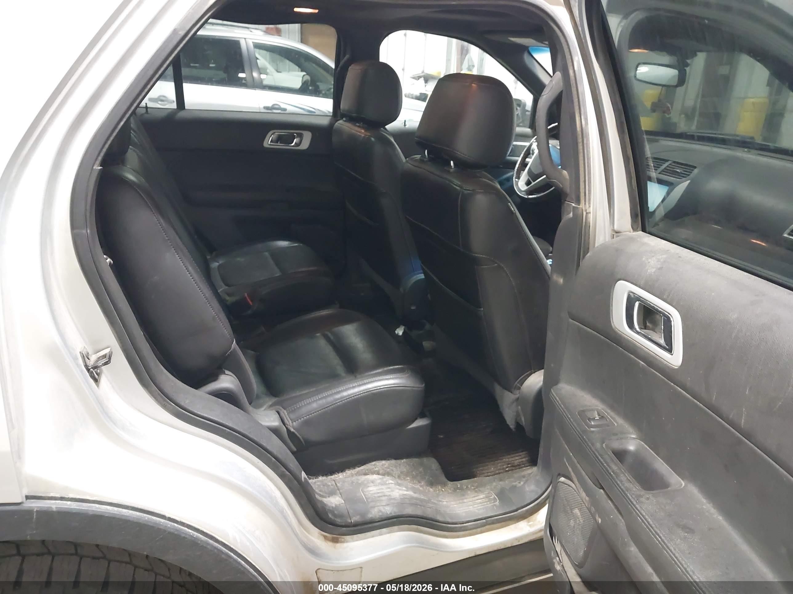 2011 Ford Explorer Limited Silver vin: 1FMHK8F89BGA05793