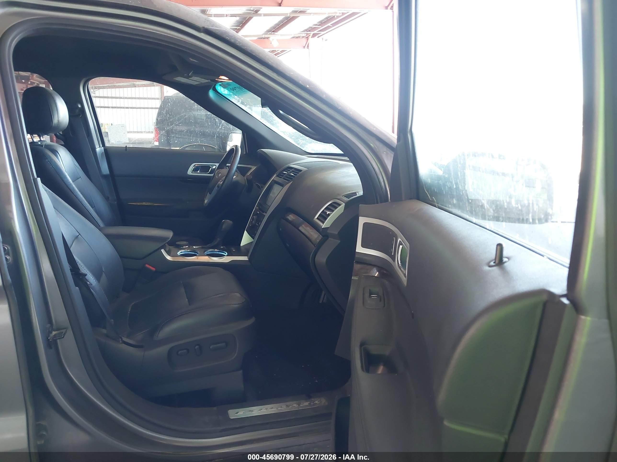 2011 Ford Explorer Limited Gray vin: 1FMHK8F89BGA93728