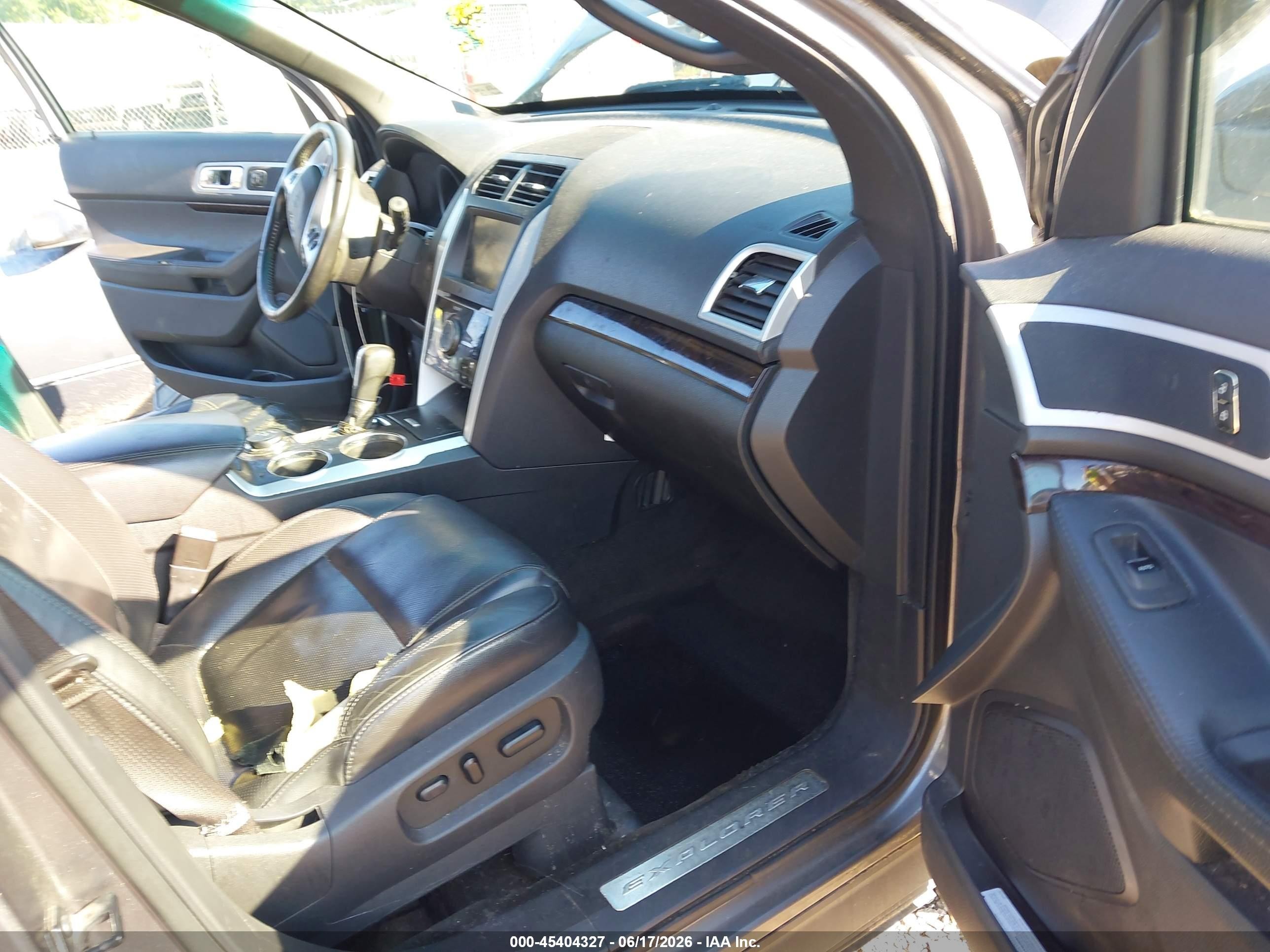 2012 Ford Explorer Limited Серый vin: 1FMHK8F89CGA58866