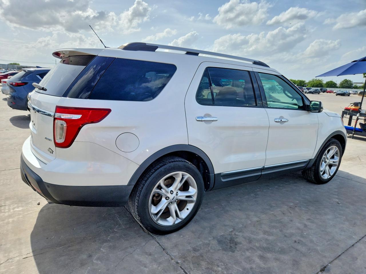 2012 Ford Explorer Limited White vin: 1FMHK8F89CGA66790