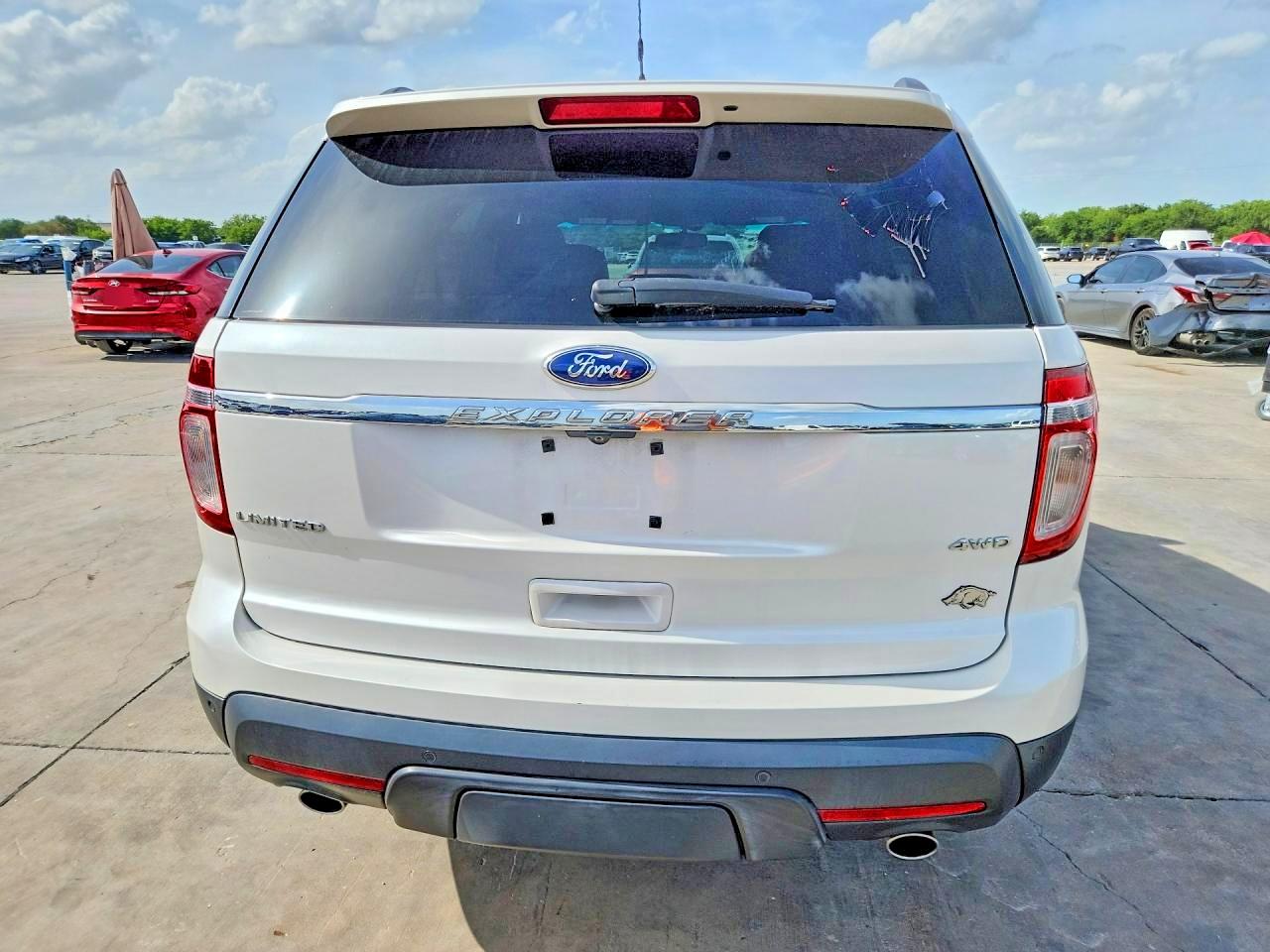 2012 Ford Explorer Limited White vin: 1FMHK8F89CGA66790