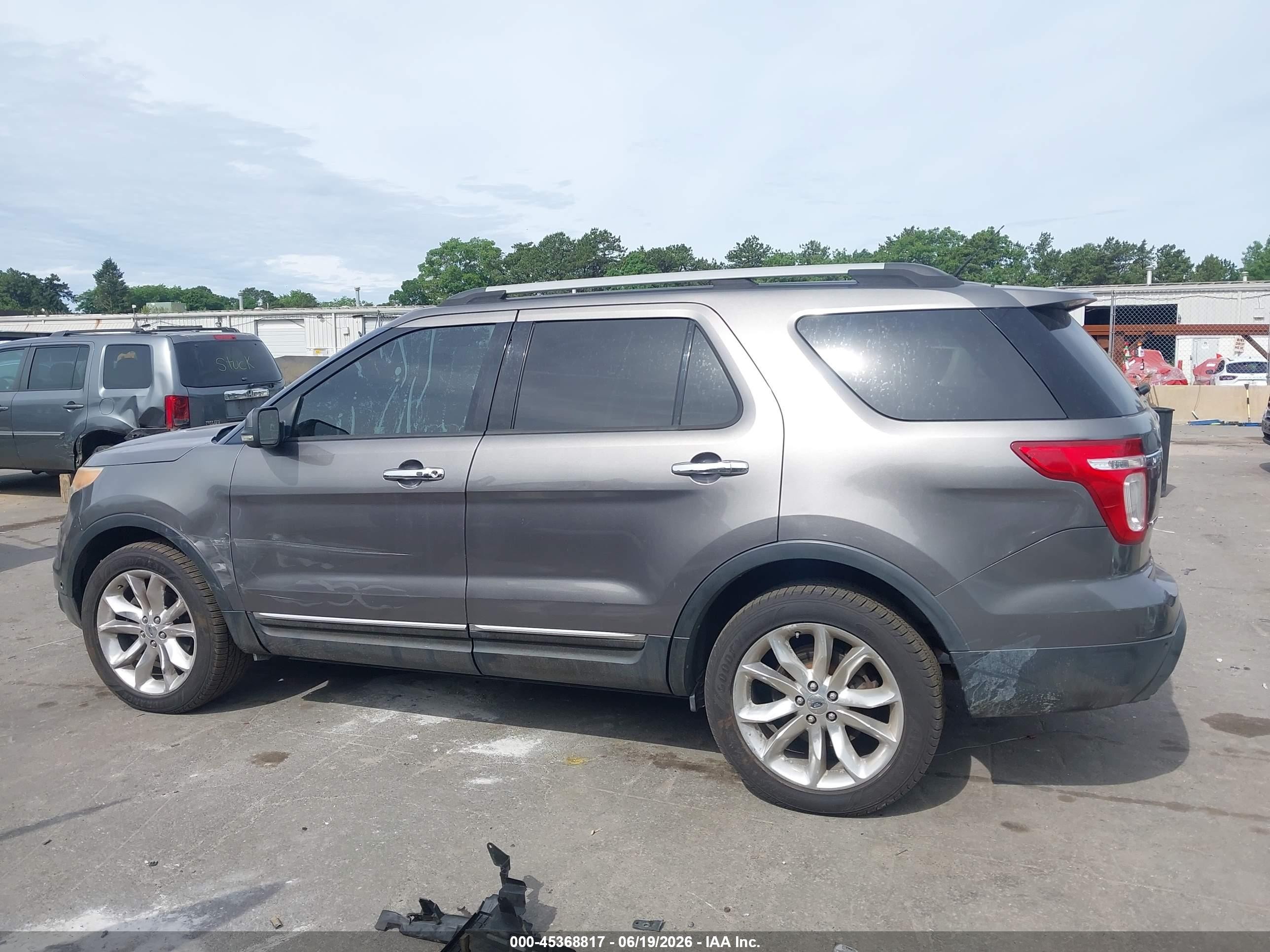 2011 Ford Explorer Limited Серый vin: 1FMHK8F8XBGA44764