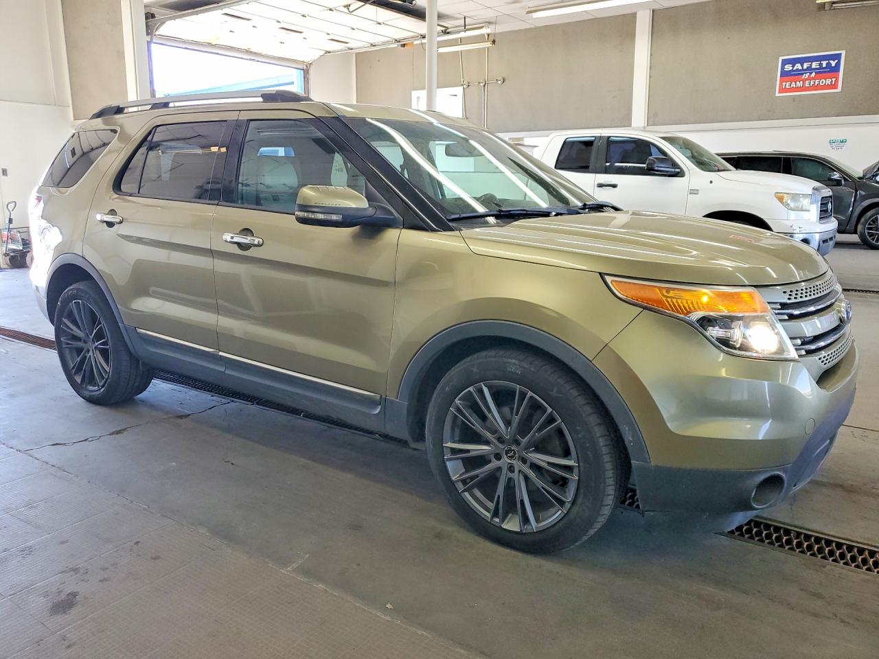 2012 Ford Explorer Limited Green vin: 1FMHK8F8XCGA51702