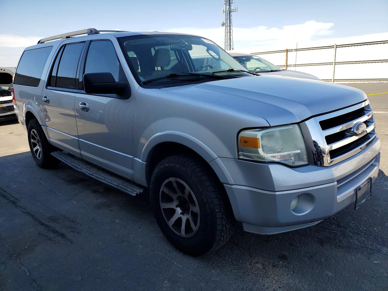 2010 Ford Expedition El Xlt Silver vin: 1FMJK1F54AEB20911