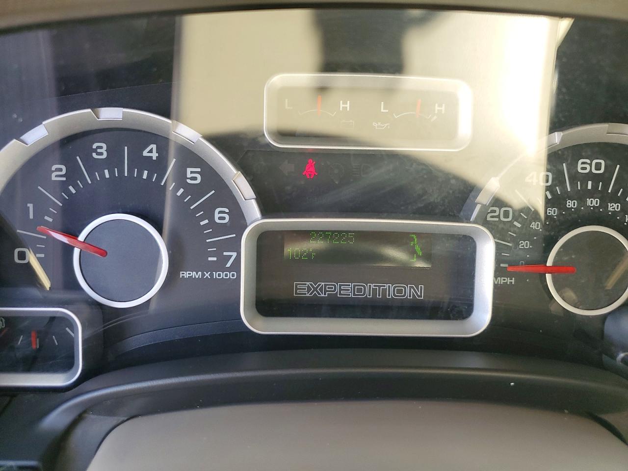 2010 Ford Expedition El Xlt Silver vin: 1FMJK1F54AEB20911