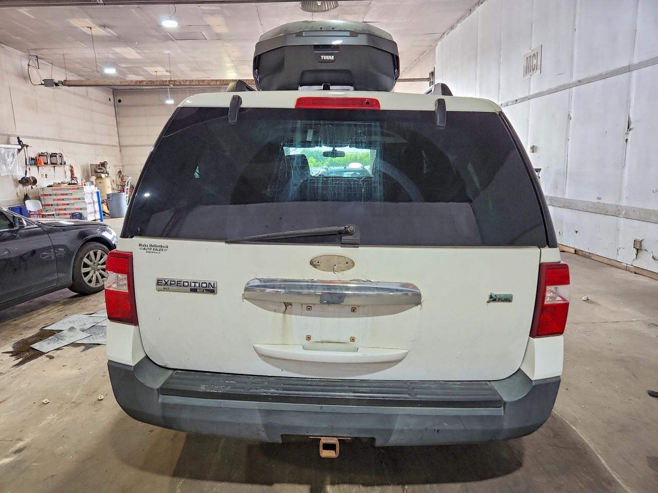 2010 Ford Expedition El Xlt White vin: 1FMJK1G54AEB65054