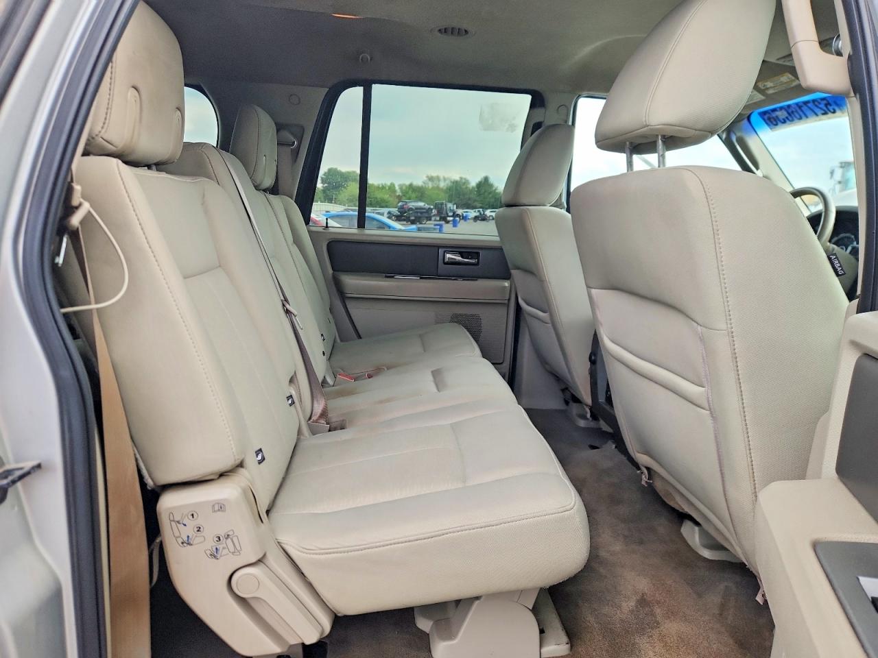 2010 Ford Expedition El Xlt Серебряный vin: 1FMJK1G56AEB58056
