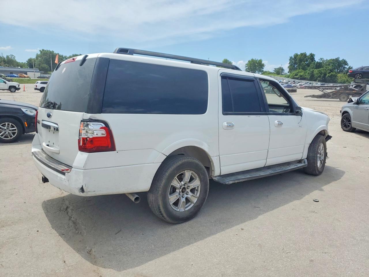 2010 Ford Expedition El Xlt White vin: 1FMJK1G57AEA13480