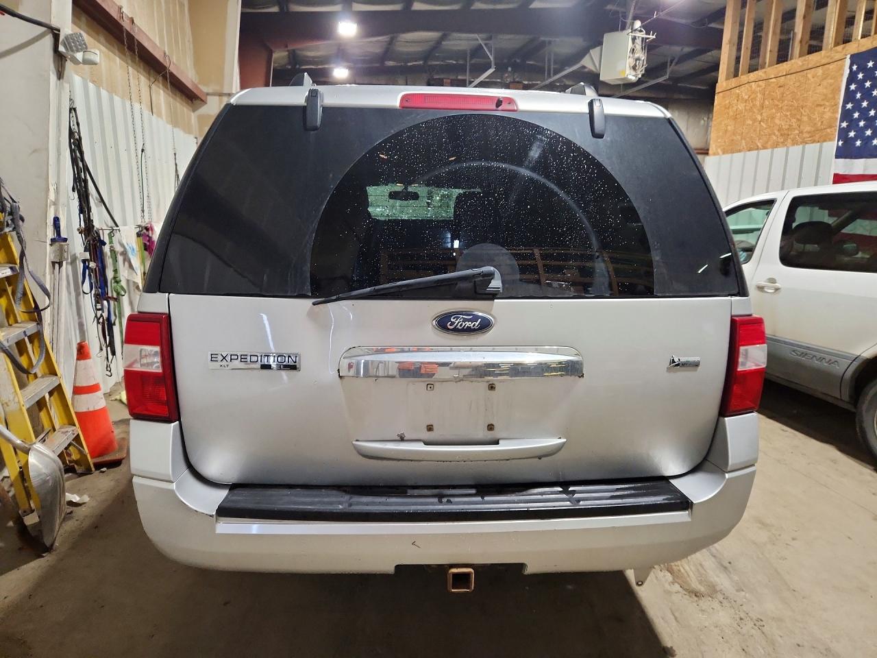 2010 Ford Expedition El Xlt Silver vin: 1FMJK1G57AEA81780