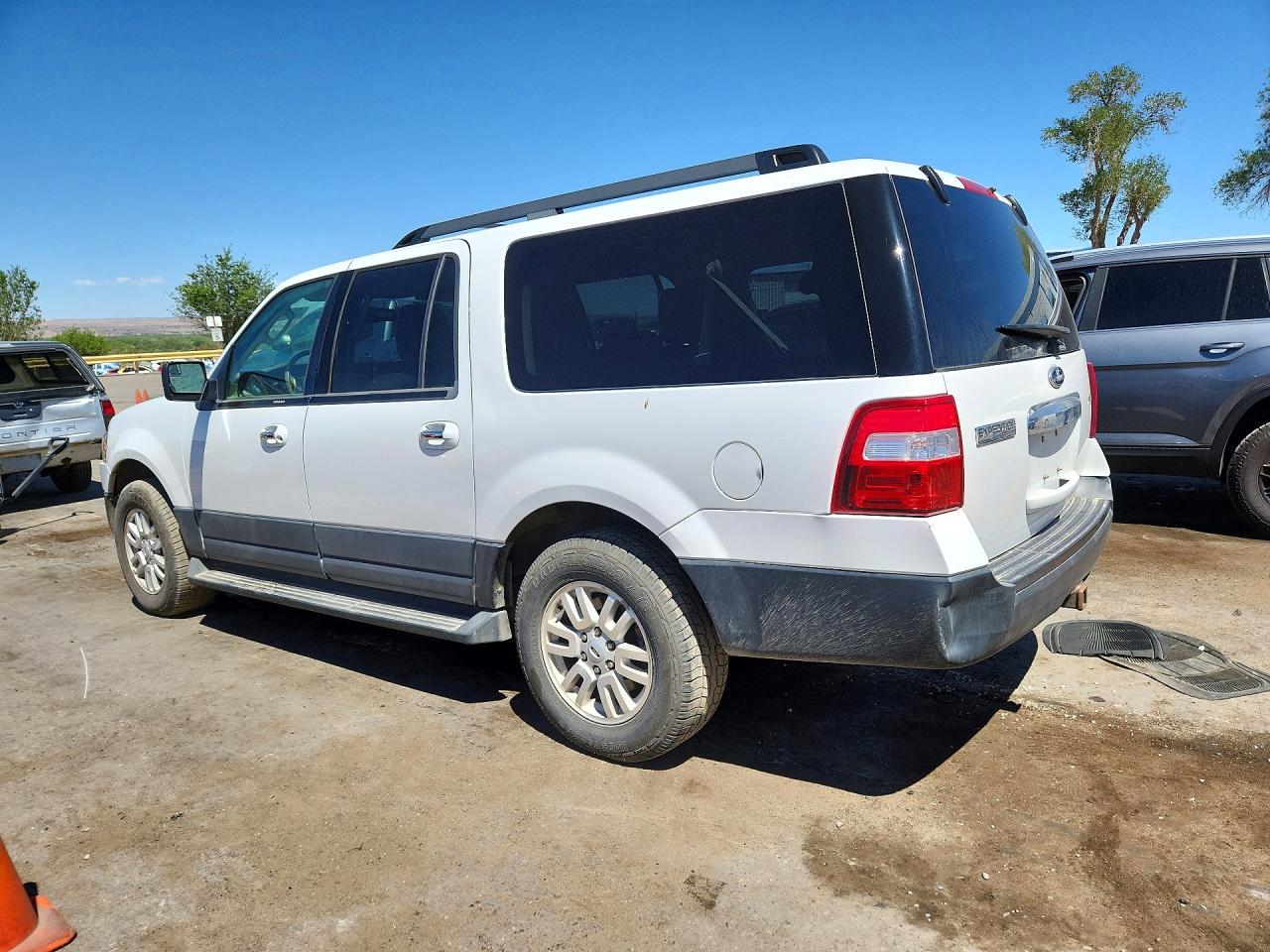 2014 Ford Expedition El Xl White vin: 1FMJK1G57EEF52557