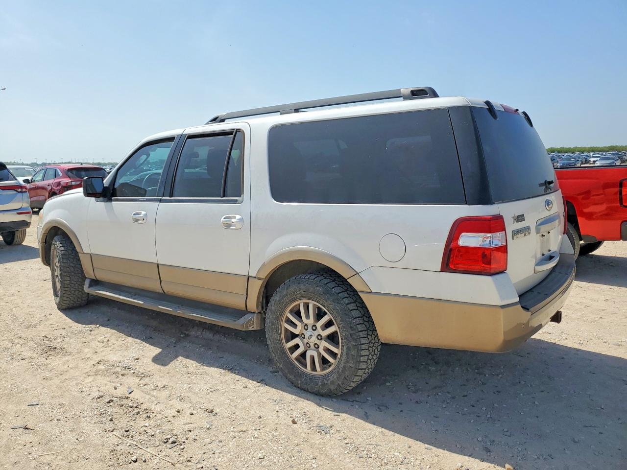 2013 Ford Expedition El Xlt White vin: 1FMJK1H50DEF47598
