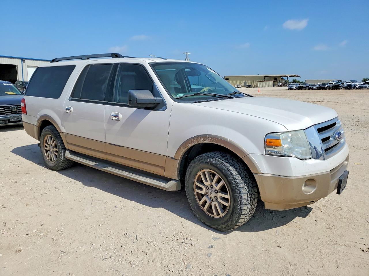 2013 Ford Expedition El Xlt White vin: 1FMJK1H50DEF47598