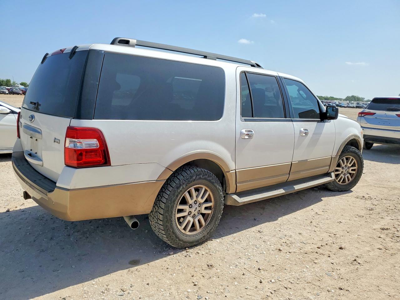 2013 Ford Expedition El Xlt White vin: 1FMJK1H50DEF47598