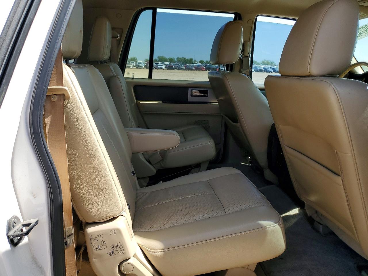 2013 Ford Expedition El Xlt White vin: 1FMJK1H50DEF47598