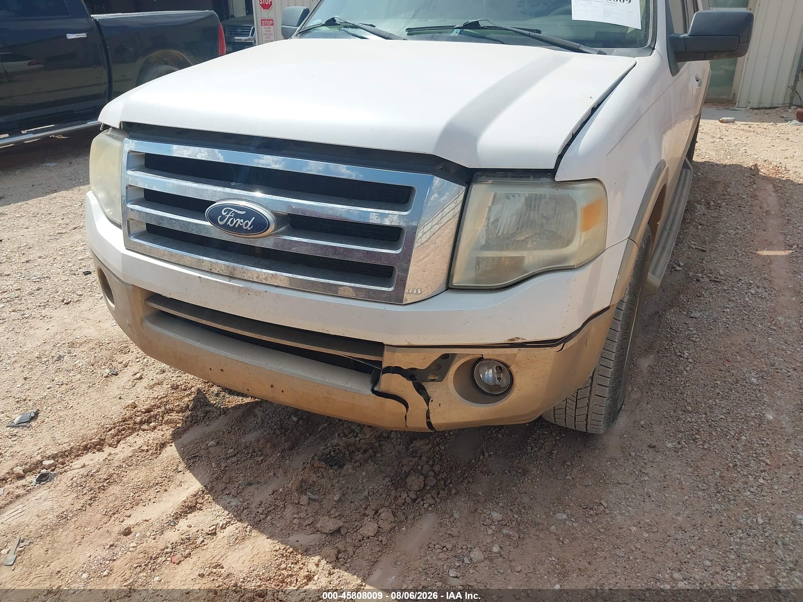 2011 Ford Expedition El Xlt White vin: 1FMJK1H52BEF56137