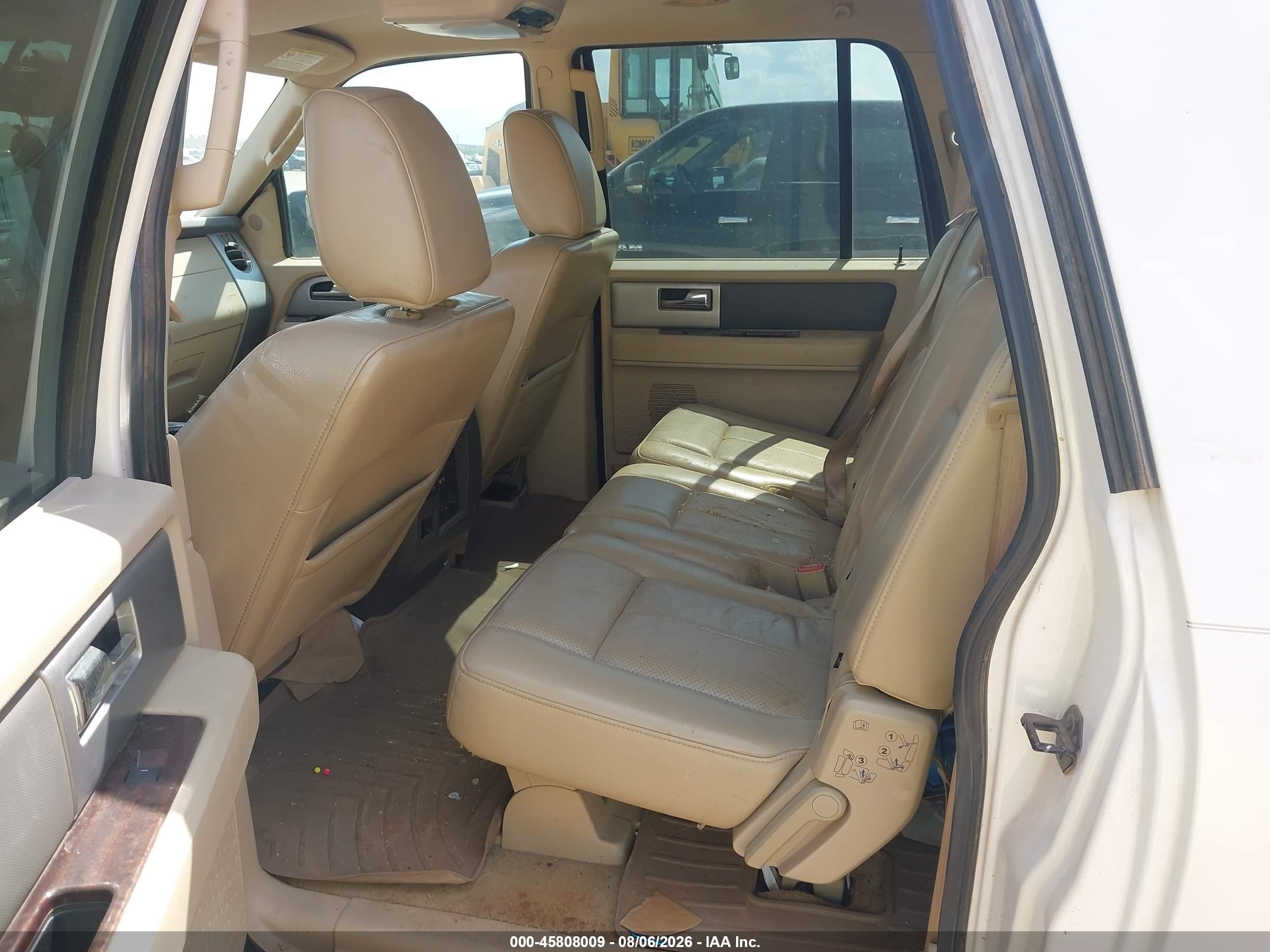 2011 Ford Expedition El Xlt White vin: 1FMJK1H52BEF56137