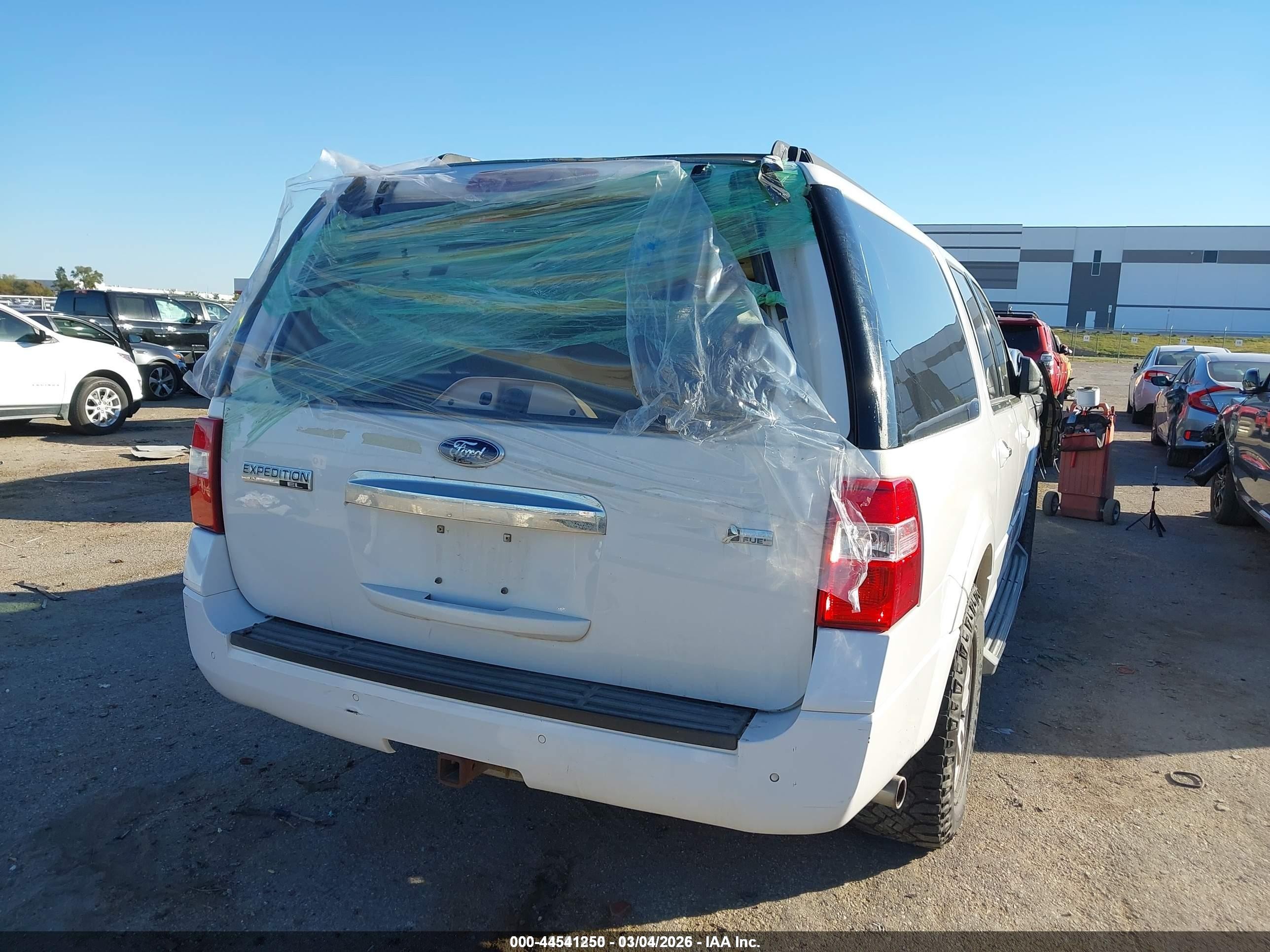 2013 Ford Expedition El Xlt White vin: 1FMJK1H52DEF70090