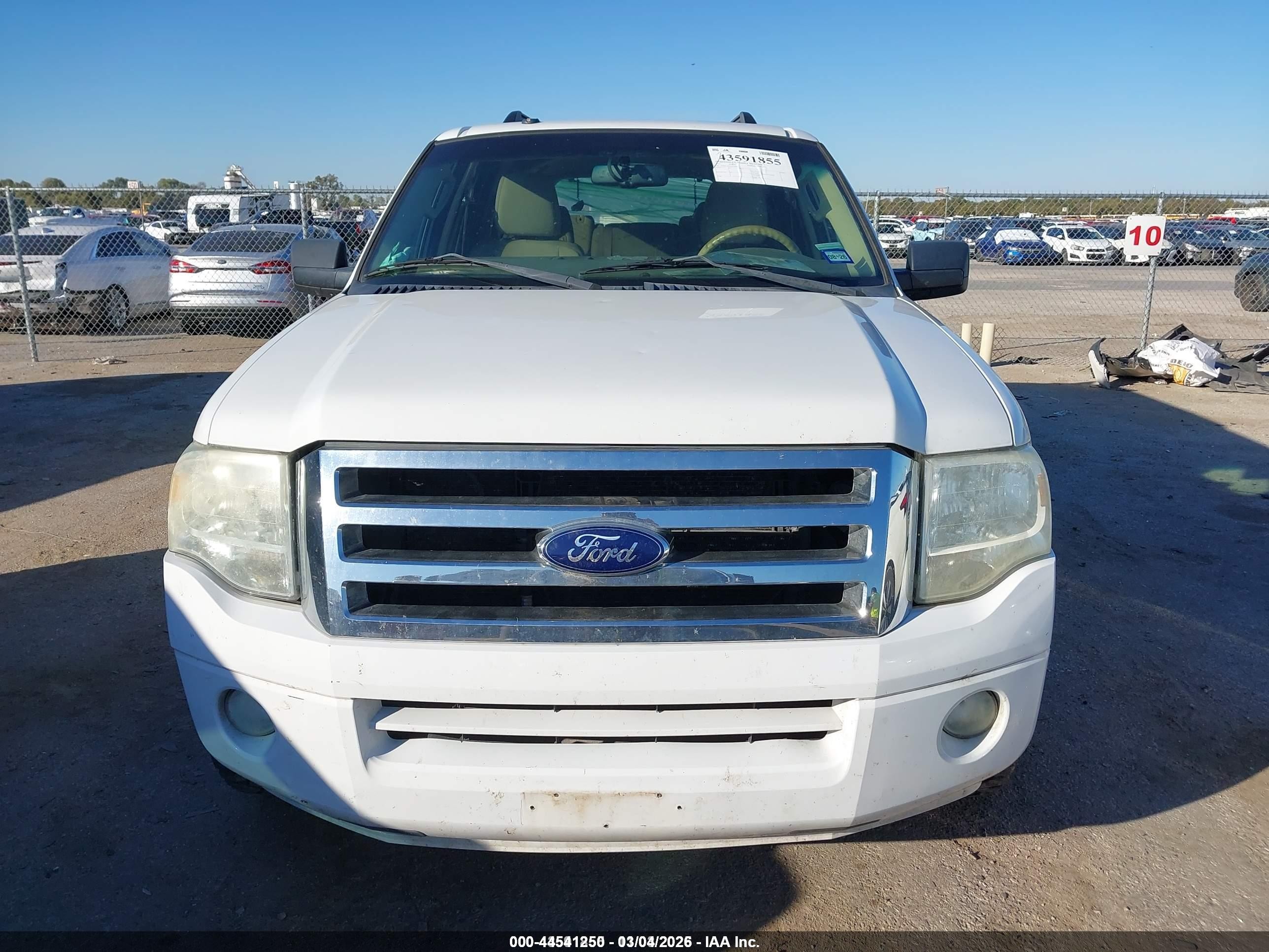 2013 Ford Expedition El Xlt White vin: 1FMJK1H52DEF70090