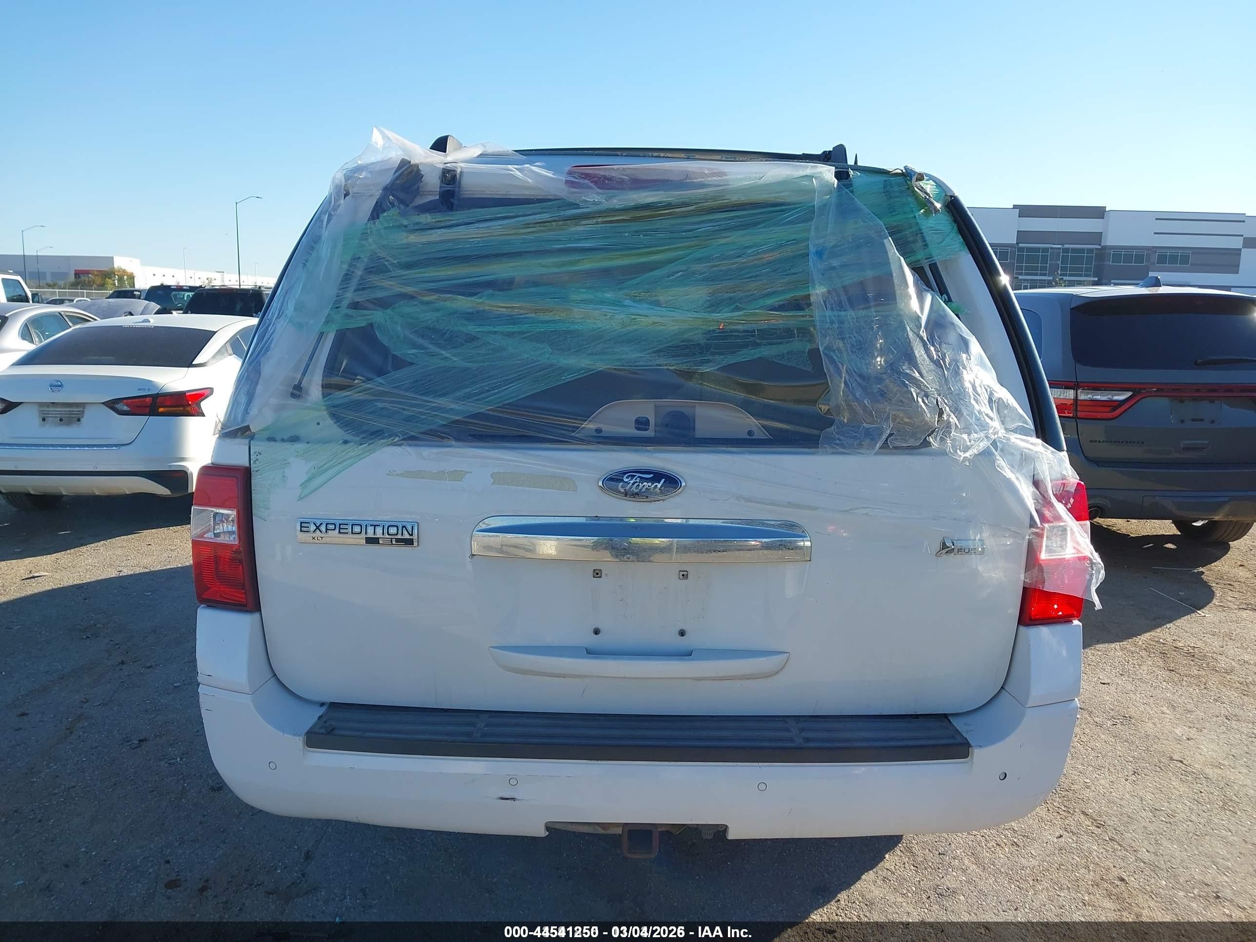 2013 Ford Expedition El Xlt White vin: 1FMJK1H52DEF70090