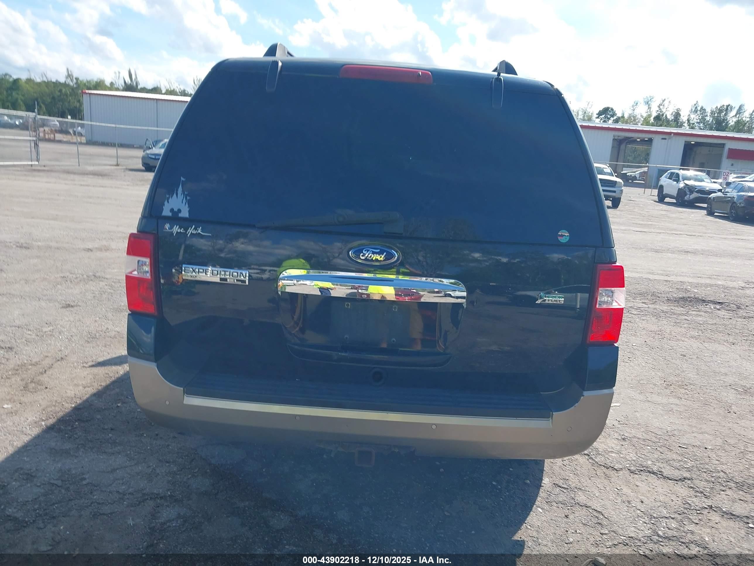 2014 Ford Expedition El Xlt Black vin: 1FMJK1H55EEF41796