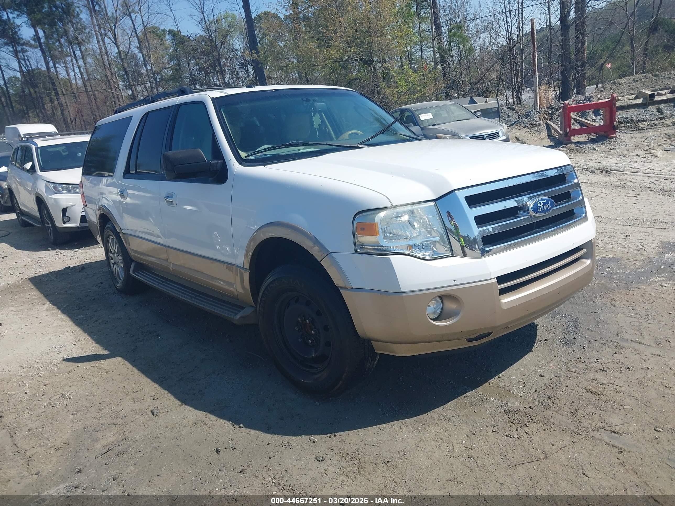 2011 Ford Expedition El Xlt White vin: 1FMJK1H57BEF41424