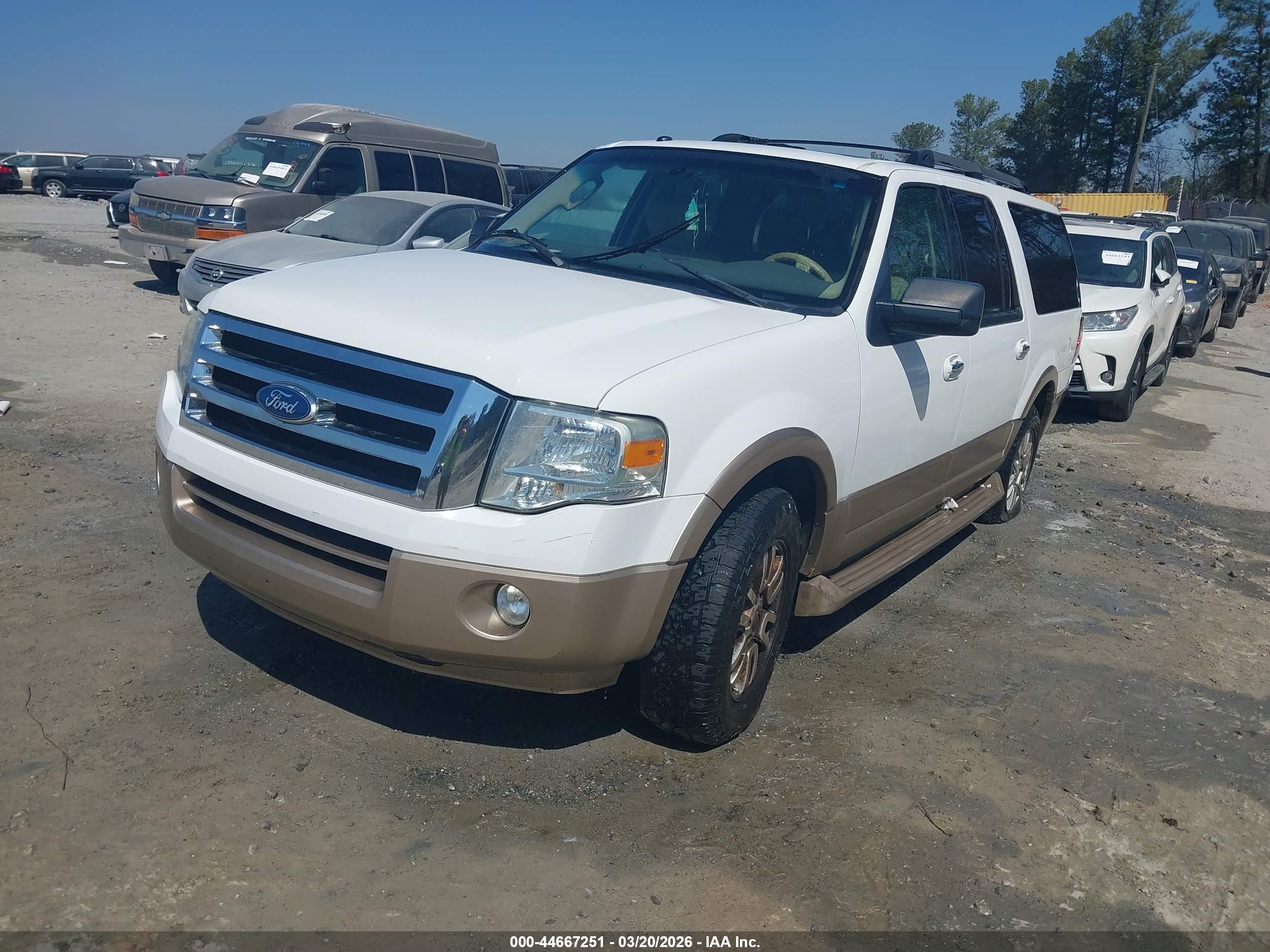 2011 Ford Expedition El Xlt White vin: 1FMJK1H57BEF41424
