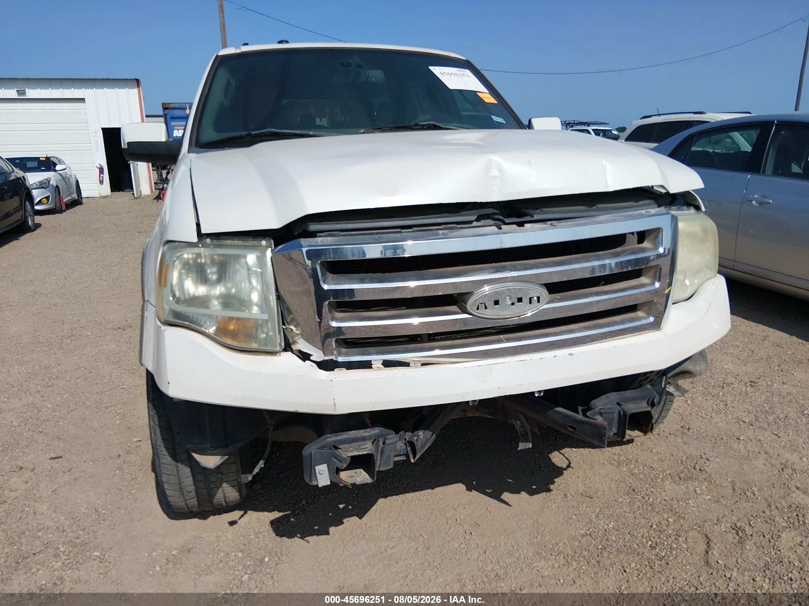 2010 Ford Expedition El King Ranch White vin: 1FMJK1H58AEA38581