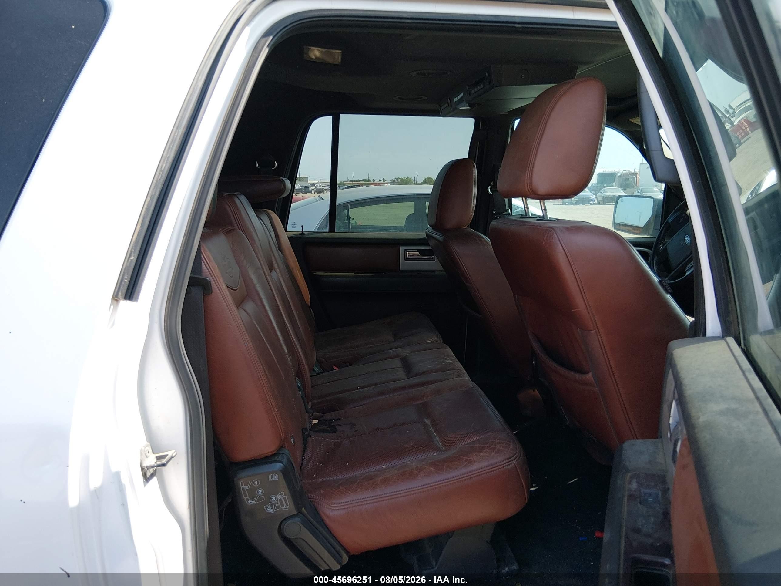 2010 Ford Expedition El King Ranch White vin: 1FMJK1H58AEA38581